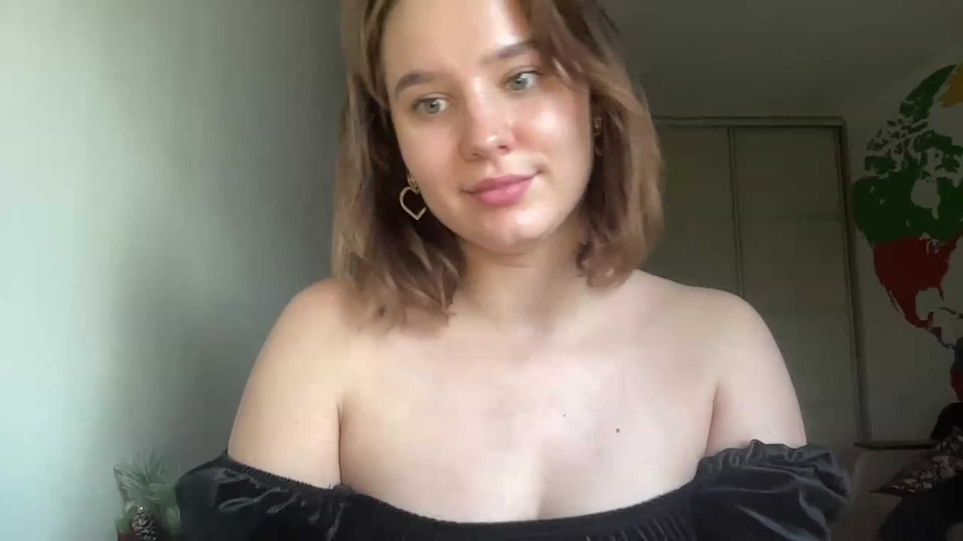Gallery image thumbnail from TifanyTatum's myfreecams stream on, 08/19/2023, 14:23 image 16 of 20