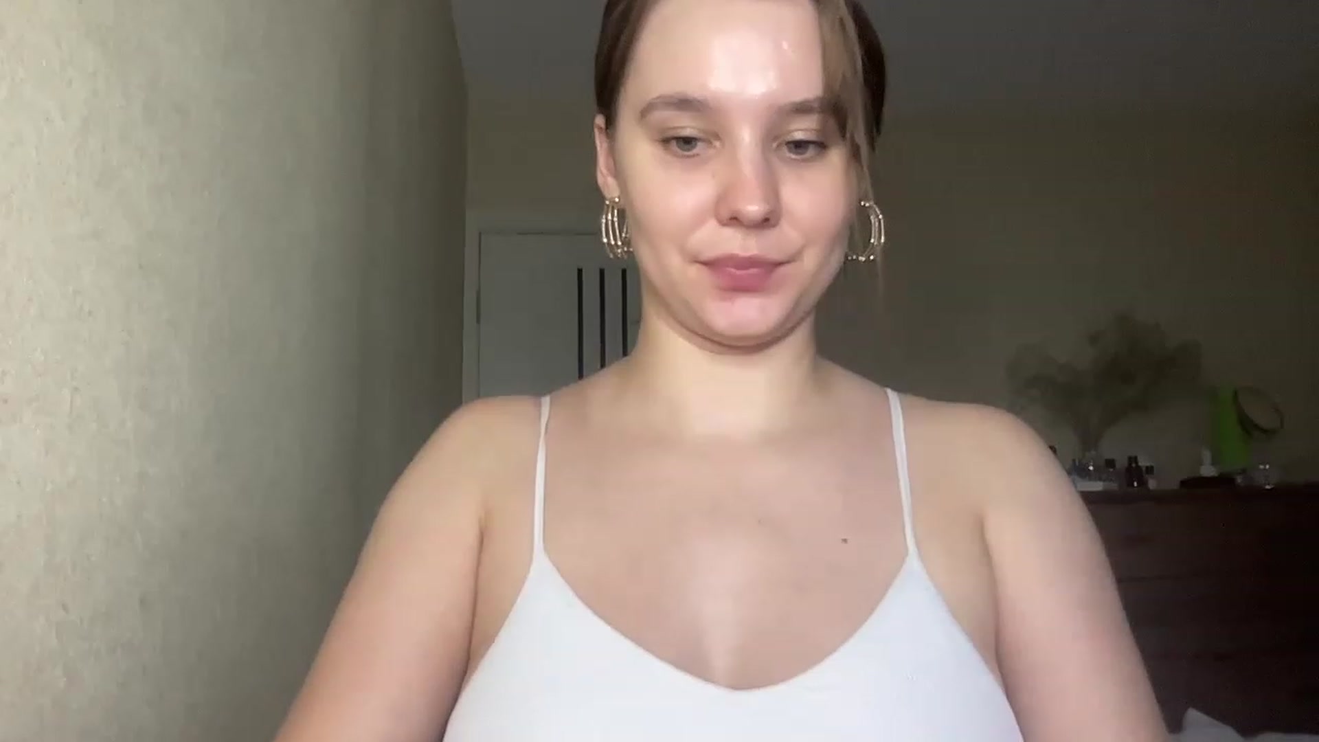 Gallery image thumbnail from TifanyTatum's myfreecams stream on, 08/21/2023, 13:50 image 3 of 20