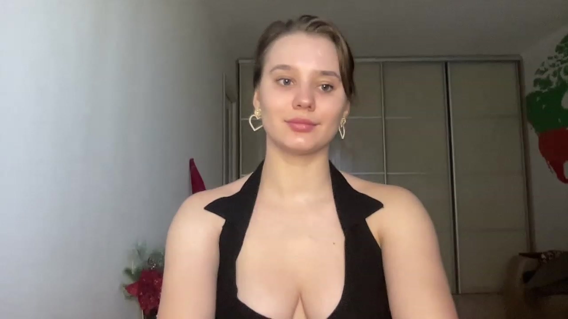 Gallery image thumbnail from TifanyTatum's myfreecams stream on, 08/22/2023, 12:01 image 10 of 20
