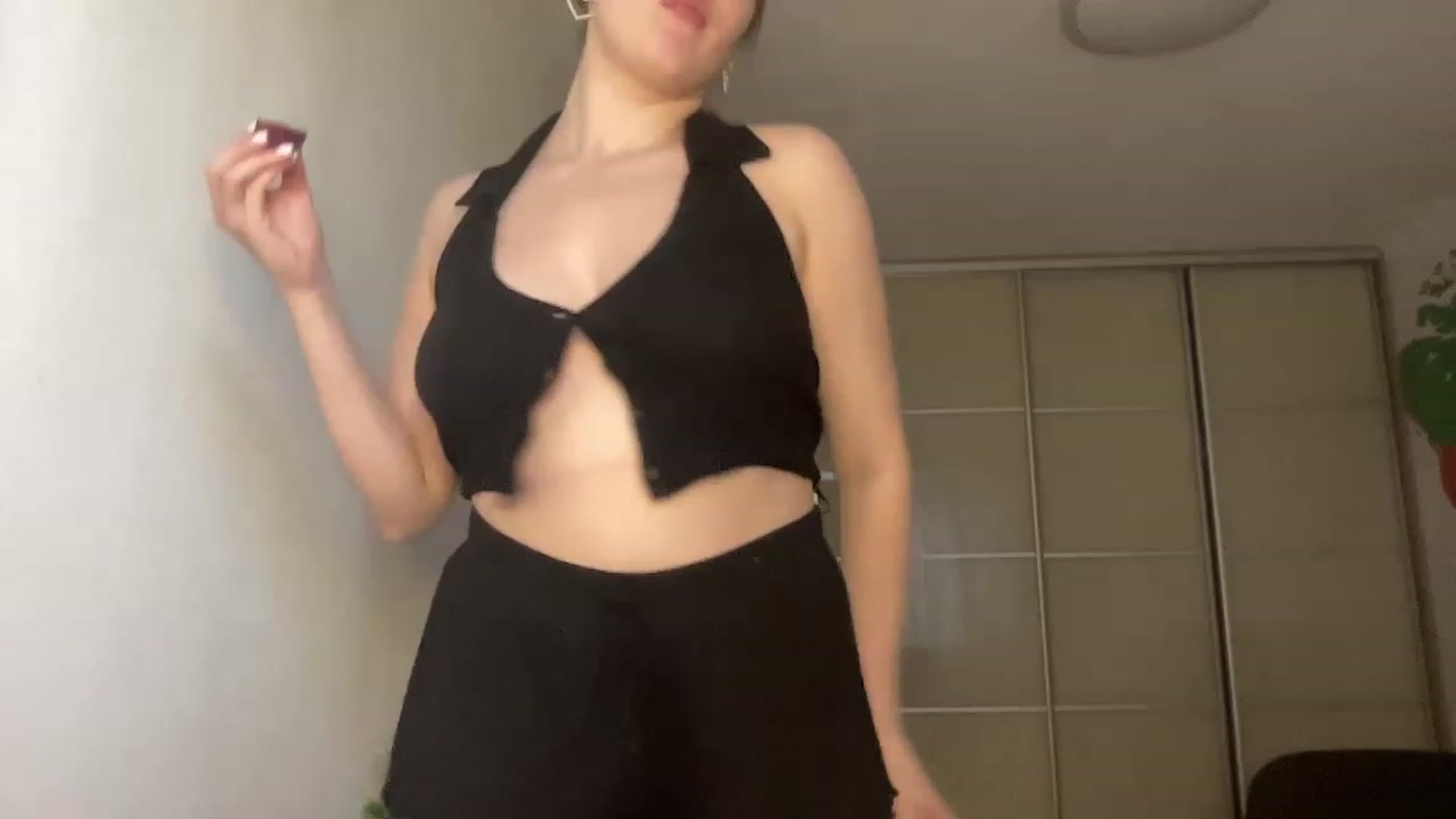 Gallery image thumbnail from TifanyTatum's myfreecams stream on, 08/22/2023, 13:02 image 12 of 20