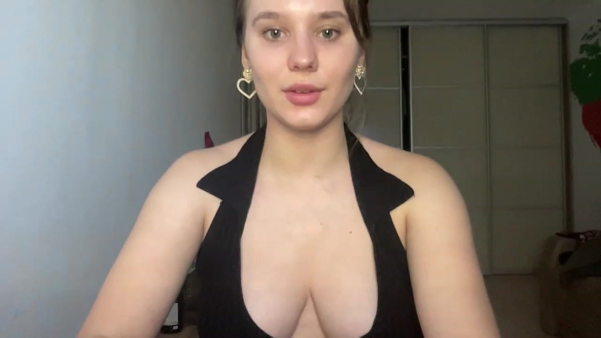 Gallery image thumbnail from TifanyTatum's myfreecams stream on, 08/22/2023, 13:55 image 6 of 20
