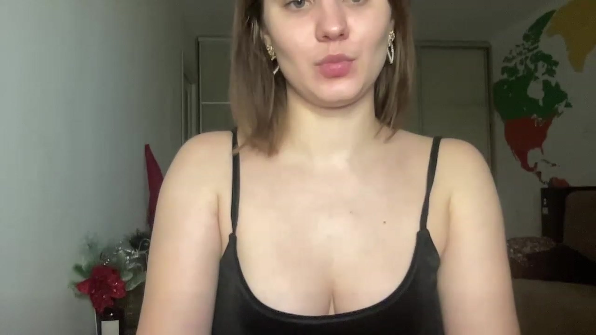 Gallery image thumbnail from TifanyTatum's myfreecams stream on, 08/23/2023, 17:15 image 6 of 20