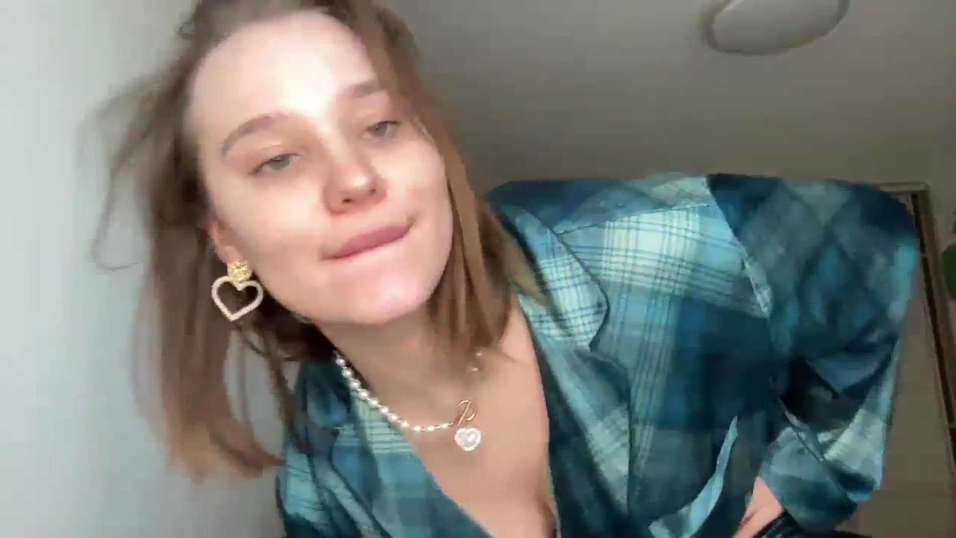 Gallery image thumbnail from TifanyTatum's myfreecams stream on, 09/15/2023, 10:36 image 18 of 20