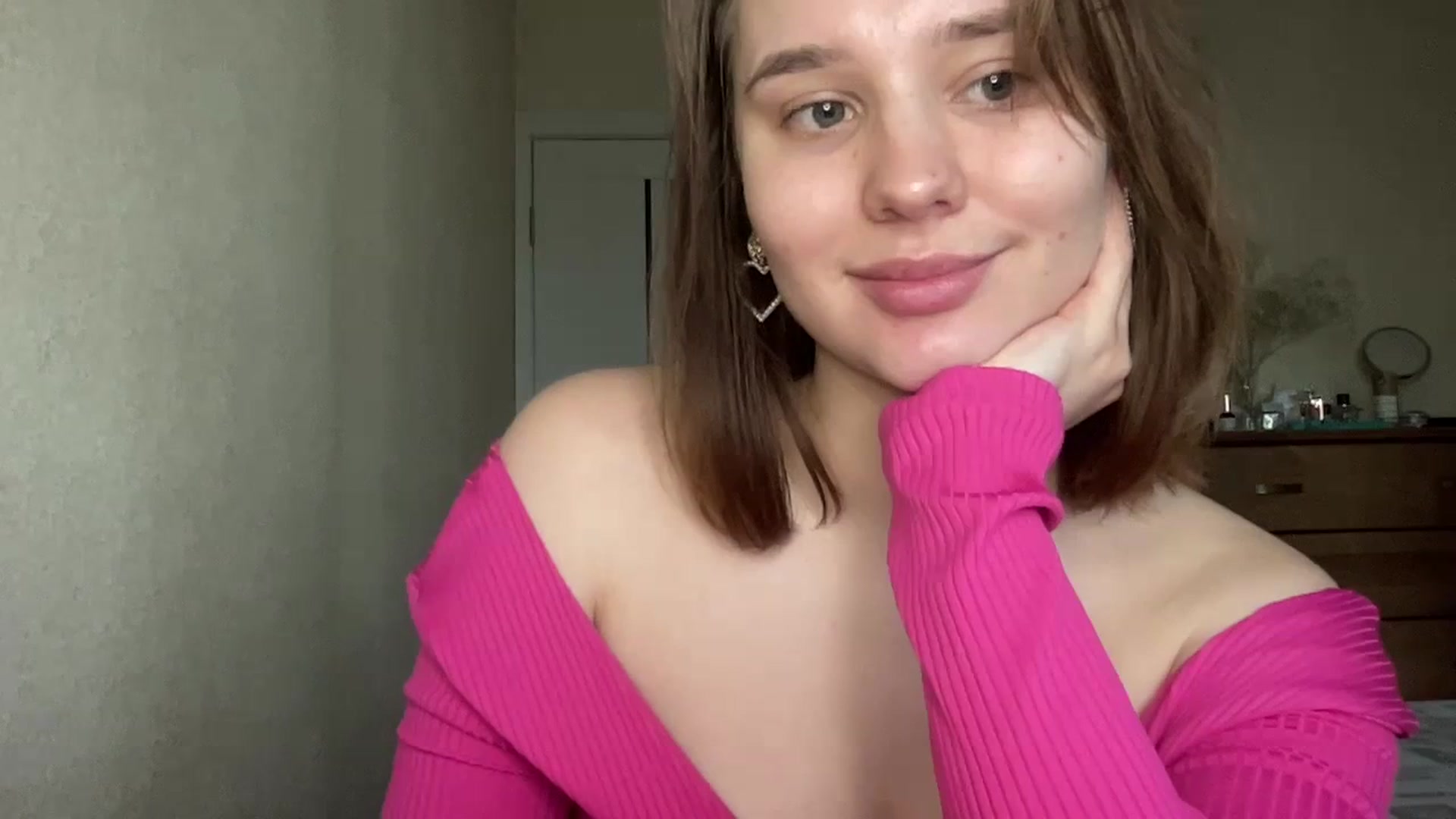 Gallery image thumbnail from TifanyTatum's myfreecams stream on, 10/03/2023, 11:55 image 19 of 20