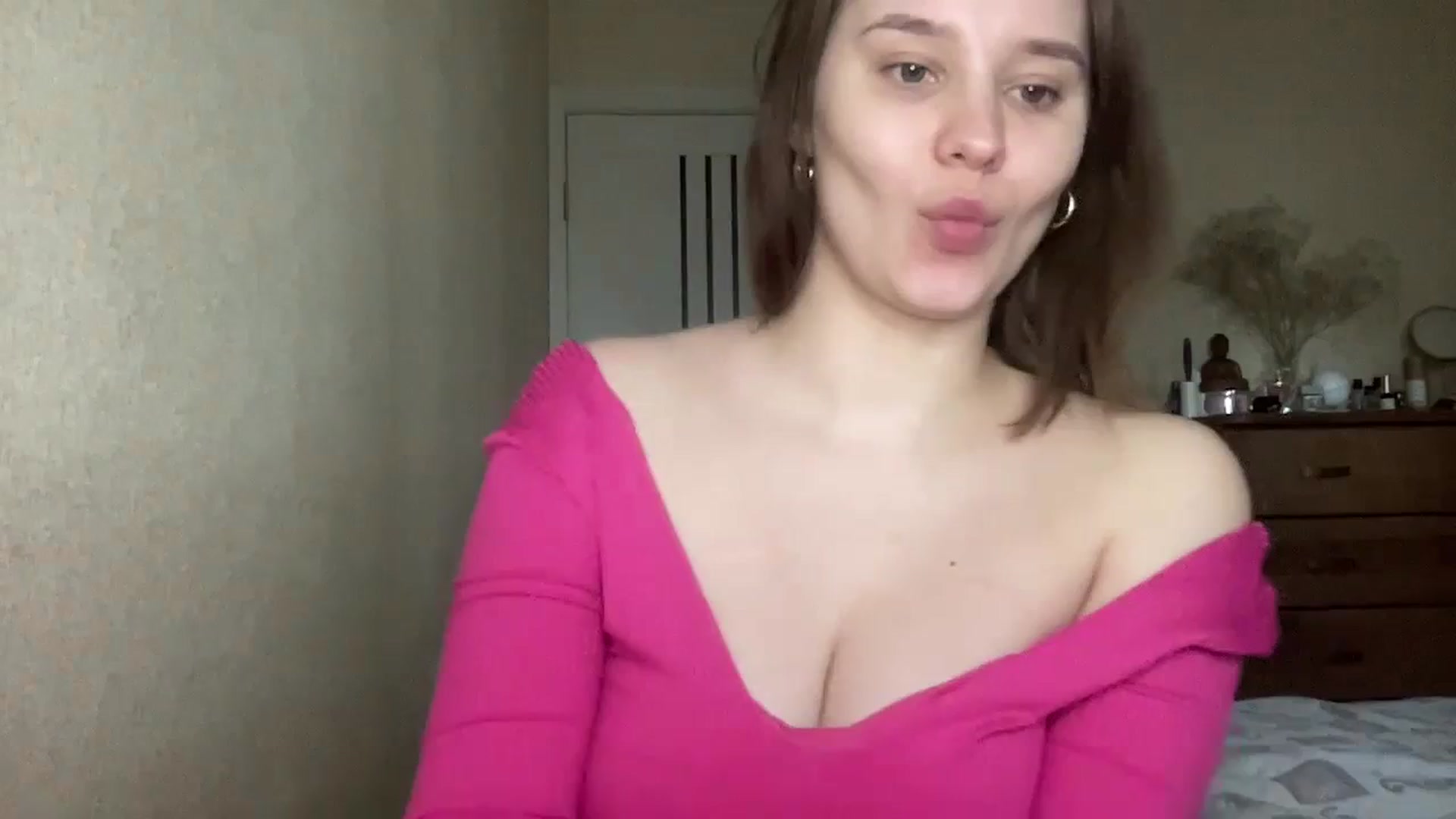 Gallery image thumbnail from TifanyTatum's myfreecams stream on, 10/09/2023, 12:40 image 18 of 20