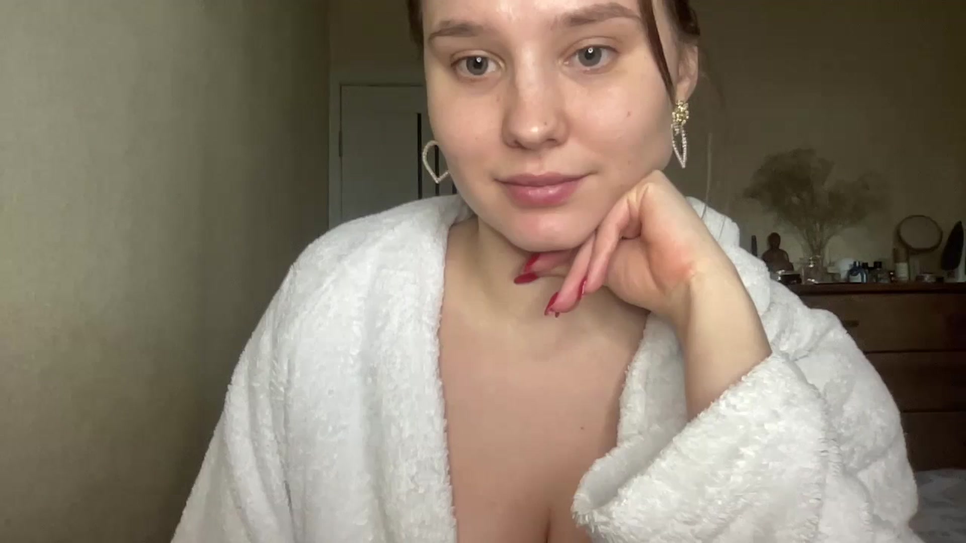 Gallery image thumbnail from TifanyTatum's myfreecams stream on, 10/11/2023, 14:05 image 4 of 20
