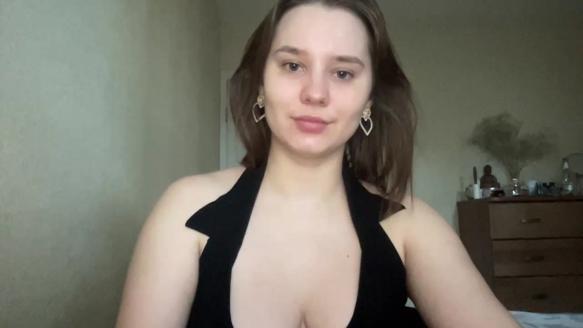 Gallery image thumbnail from TifanyTatum's myfreecams stream on, 10/13/2023, 09:45 image 14 of 20