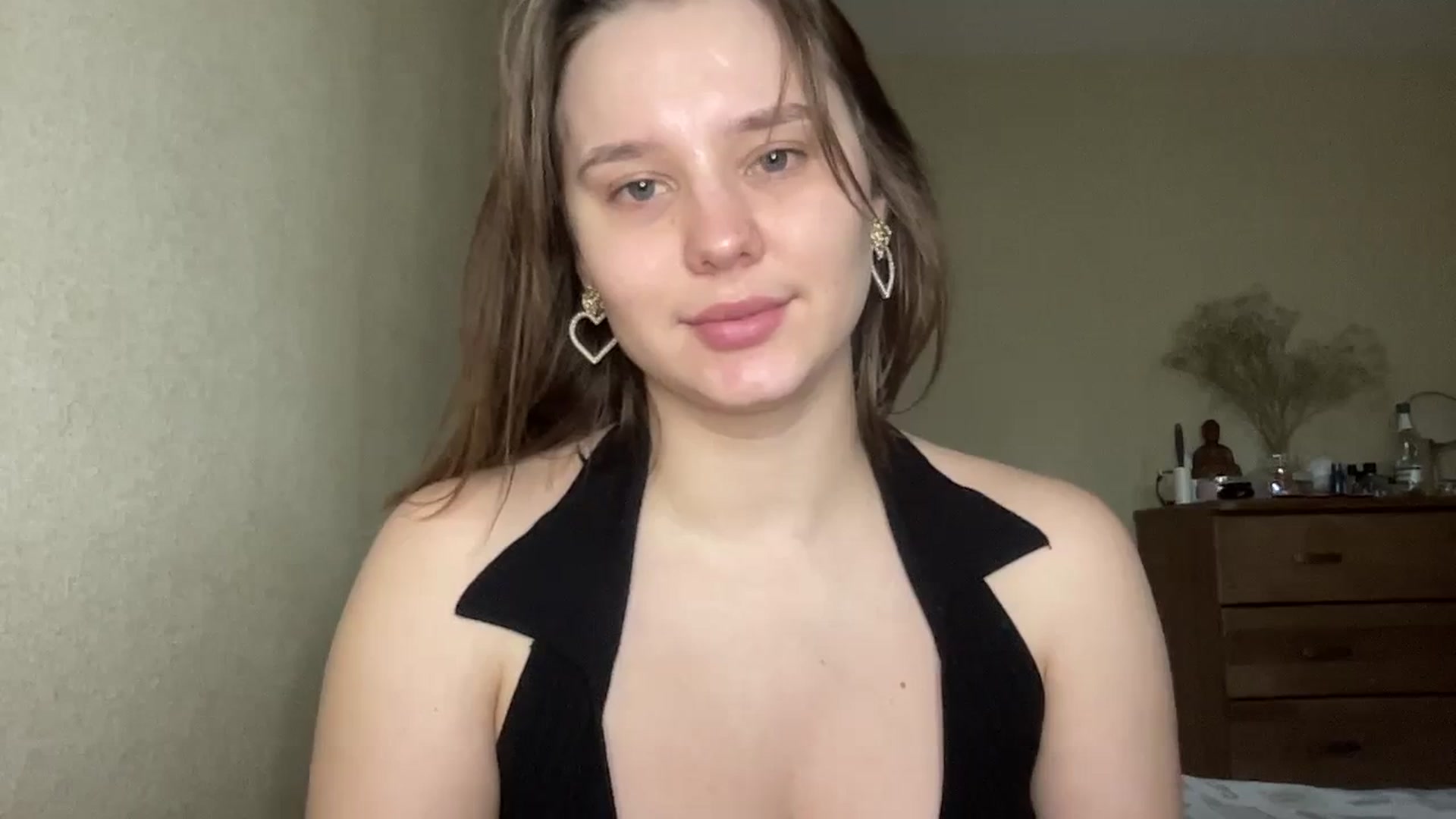 Gallery image thumbnail from TifanyTatum's myfreecams stream on, 10/13/2023, 10:11 image 18 of 20