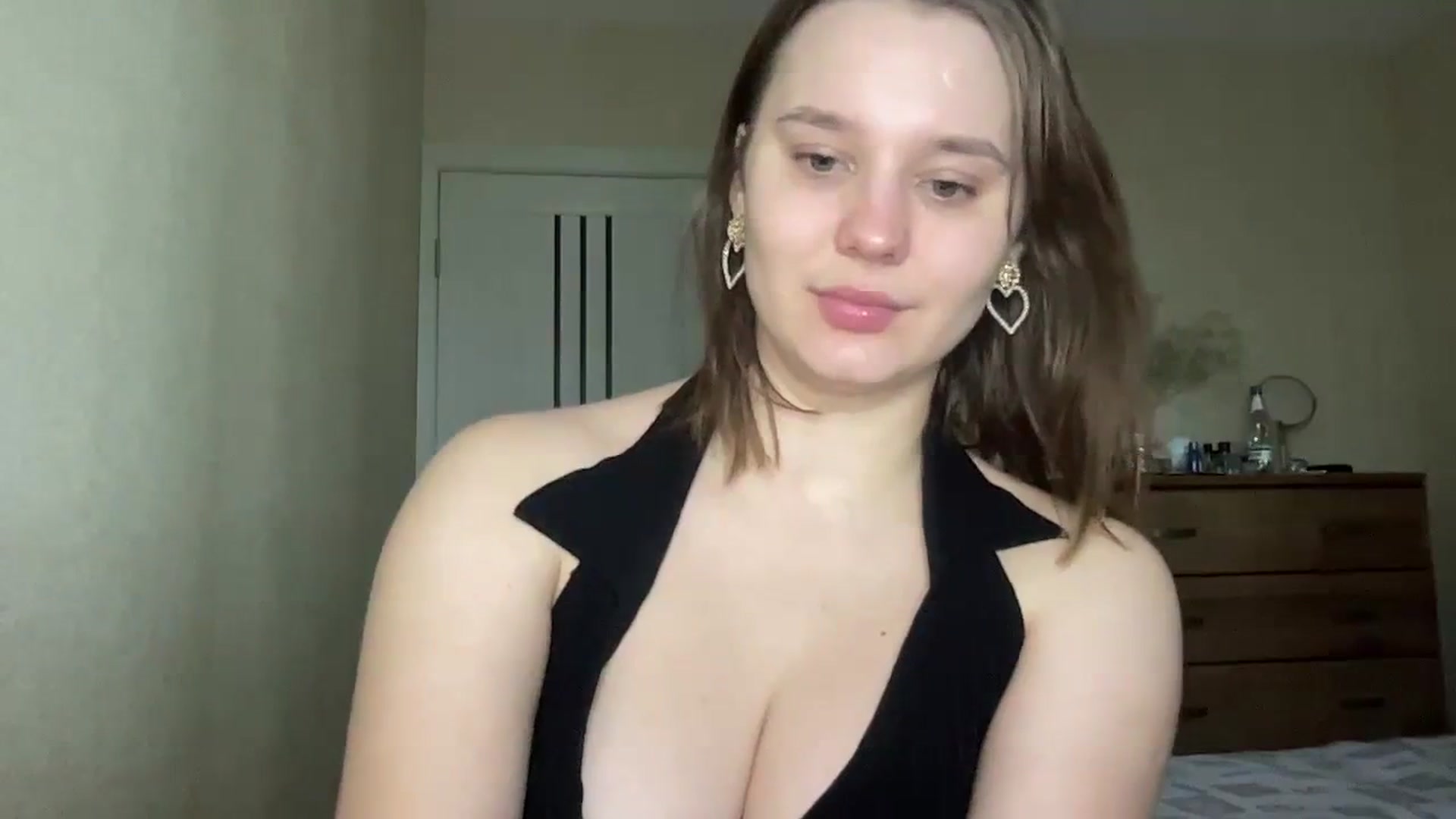 Gallery image thumbnail from TifanyTatum's myfreecams stream on, 10/13/2023, 12:22 image 9 of 20