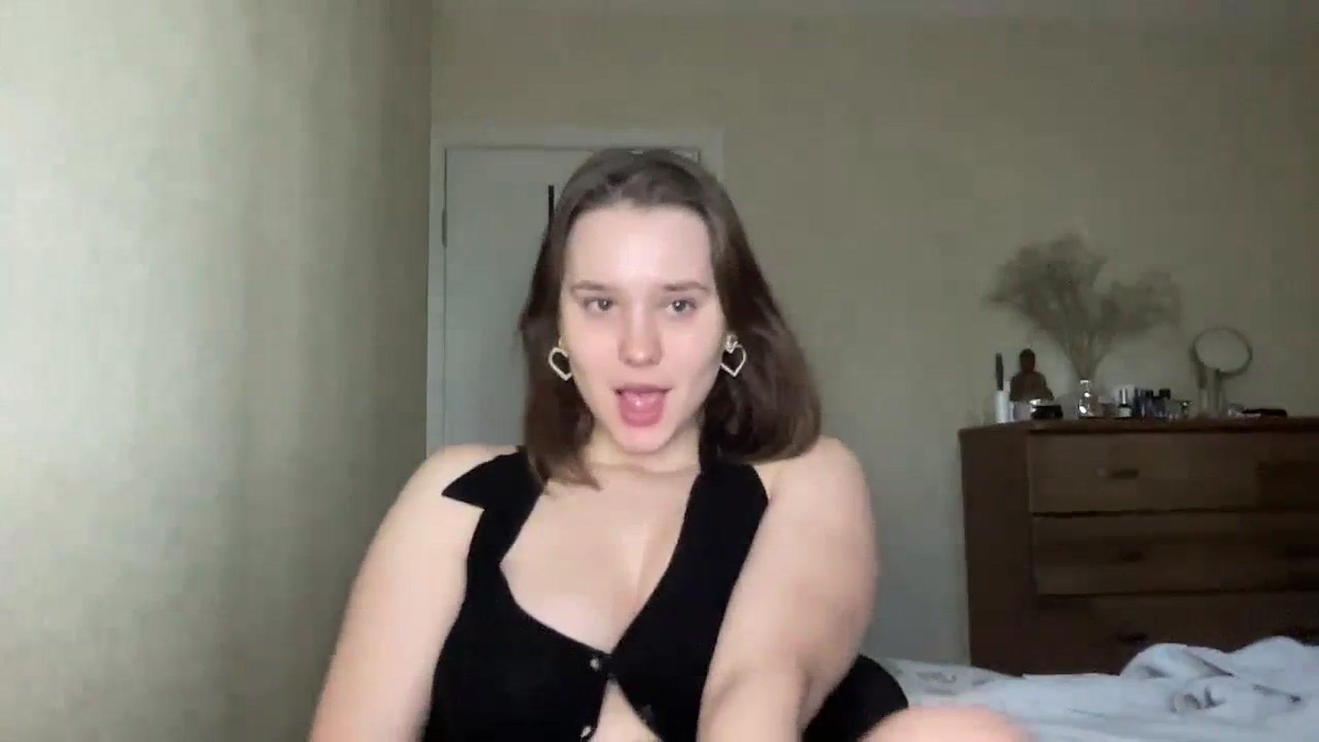 Gallery image thumbnail from TifanyTatum's myfreecams stream on, 10/13/2023, 13:20 image 14 of 20