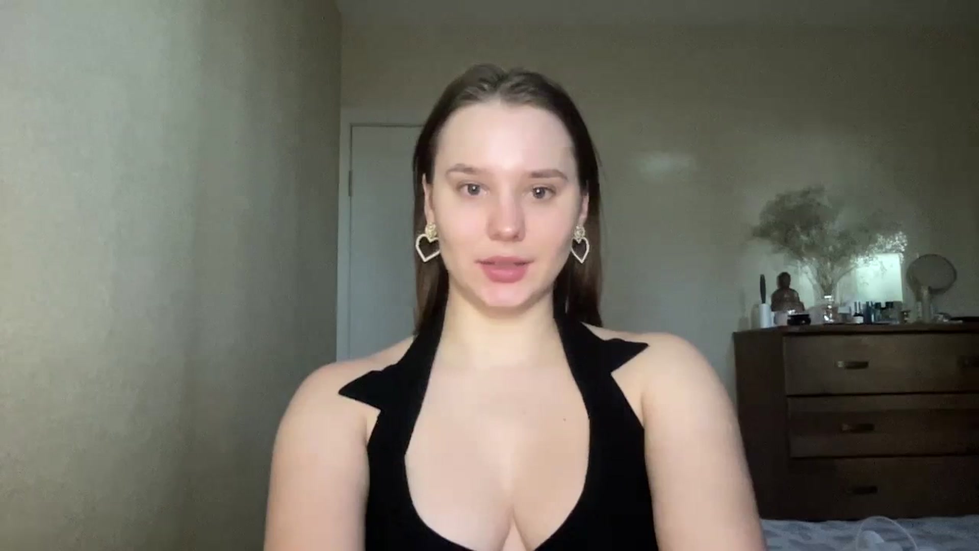 Gallery image thumbnail from TifanyTatum's myfreecams stream on, 10/13/2023, 14:18 image 9 of 20