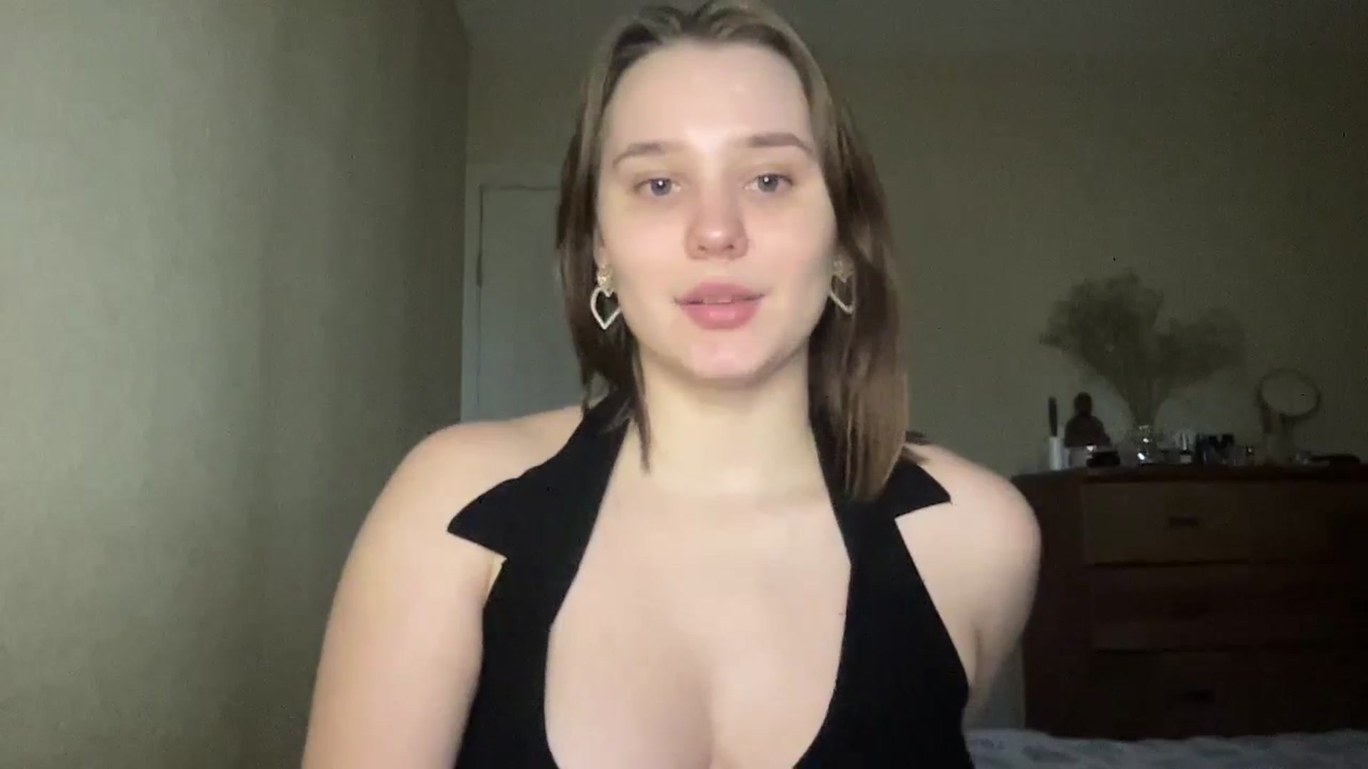 Gallery image thumbnail from TifanyTatum's myfreecams stream on, 10/13/2023, 15:02 image 10 of 20