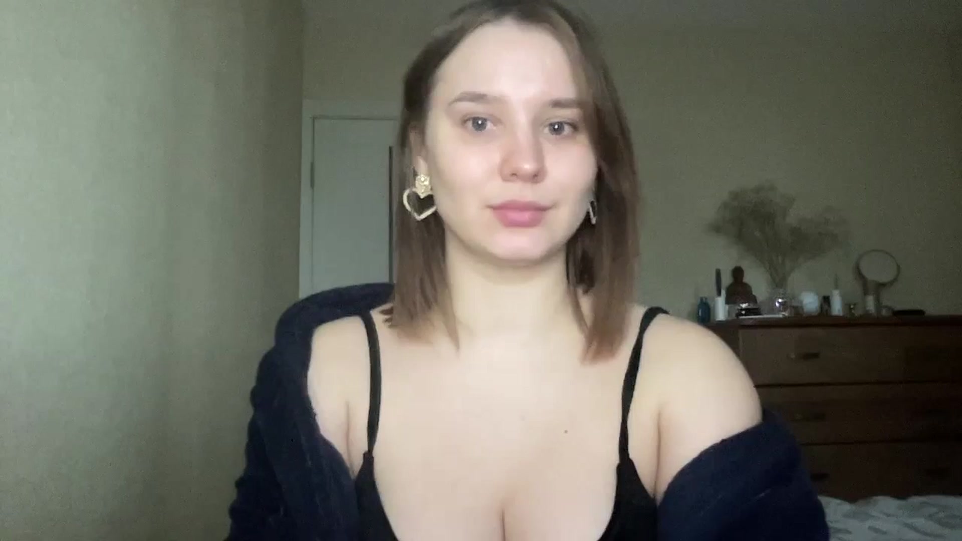 Gallery image thumbnail from TifanyTatum's myfreecams stream on, 10/16/2023, 12:30 image 9 of 20