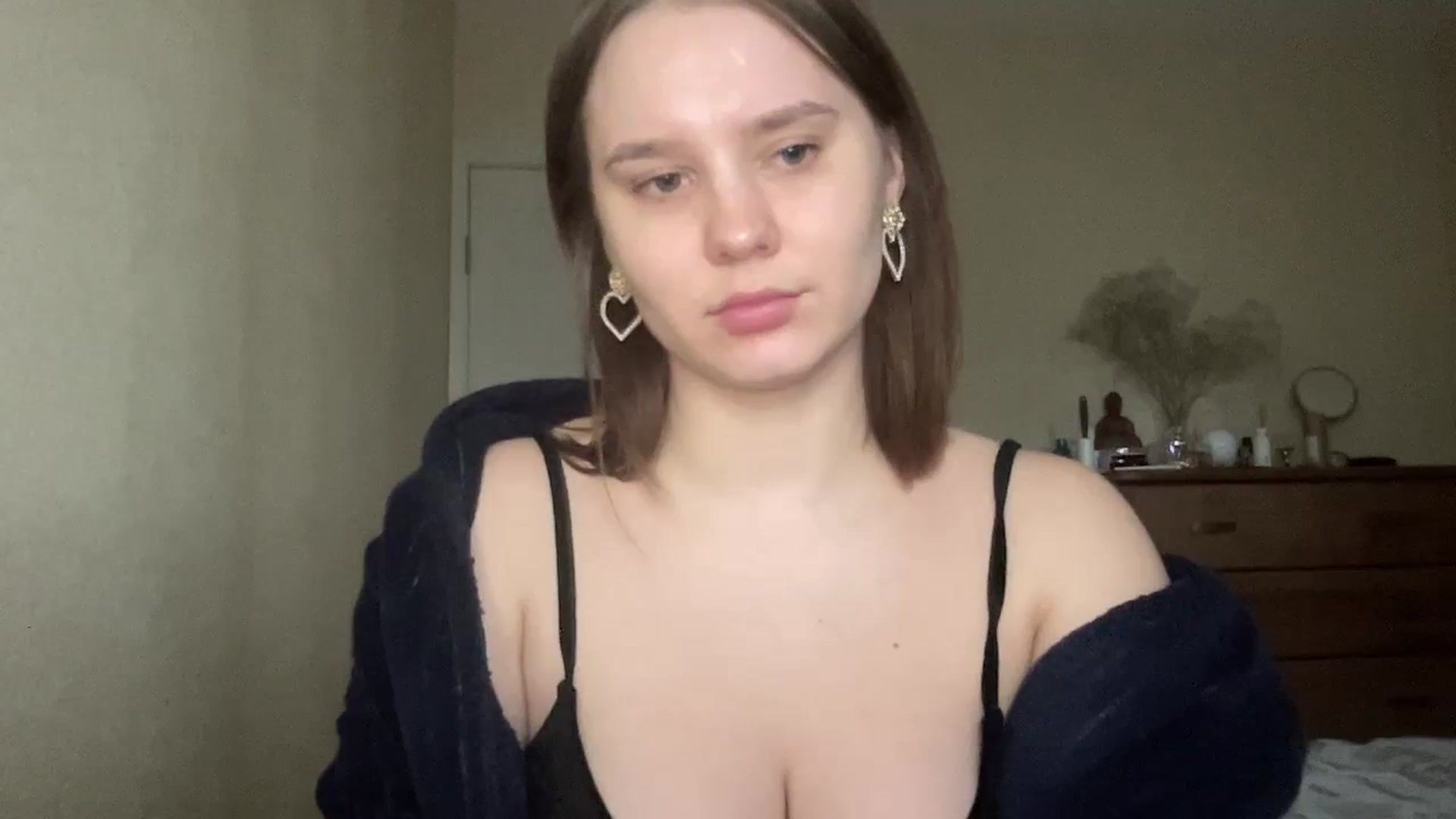 Gallery image thumbnail from TifanyTatum's myfreecams stream on, 10/16/2023, 12:30 image 10 of 20