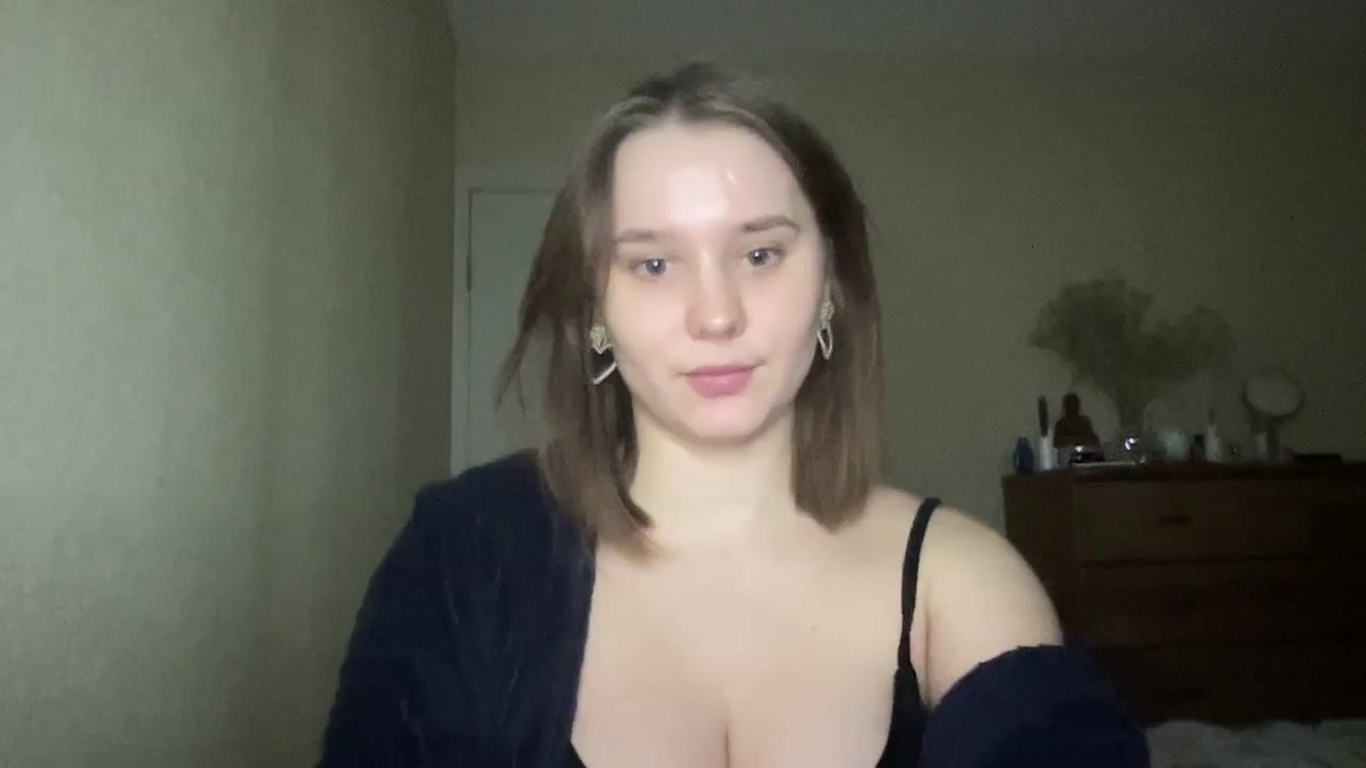 Gallery image thumbnail from TifanyTatum's myfreecams stream on, 10/16/2023, 14:02 image 10 of 20