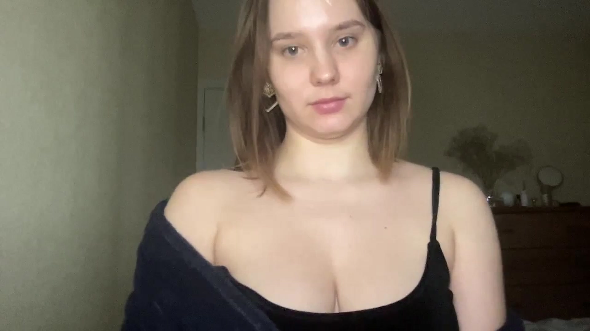 Gallery image thumbnail from TifanyTatum's myfreecams stream on, 10/16/2023, 14:02 image 15 of 20