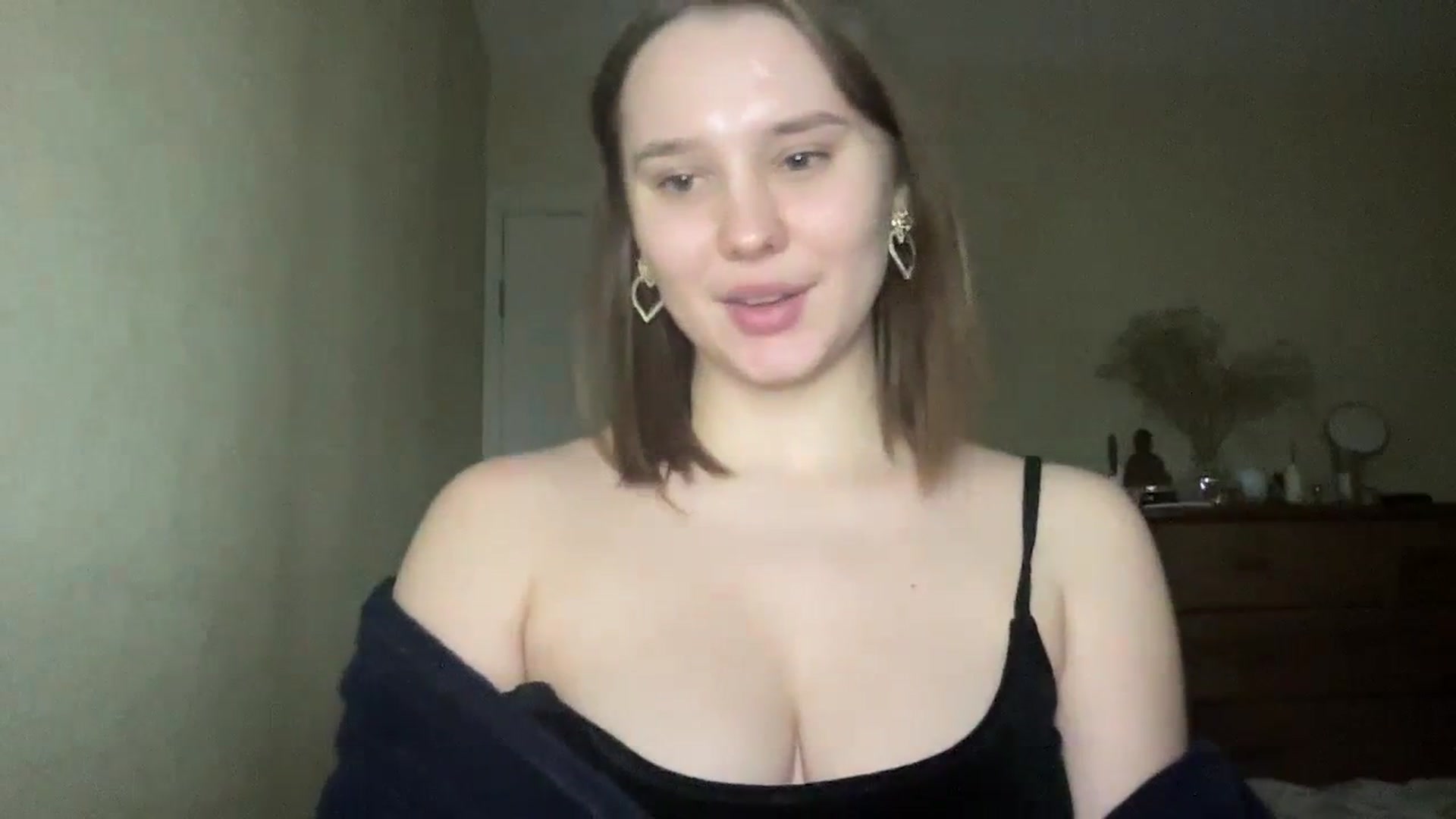 Gallery image thumbnail from TifanyTatum's myfreecams stream on, 10/16/2023, 14:02 image 16 of 20