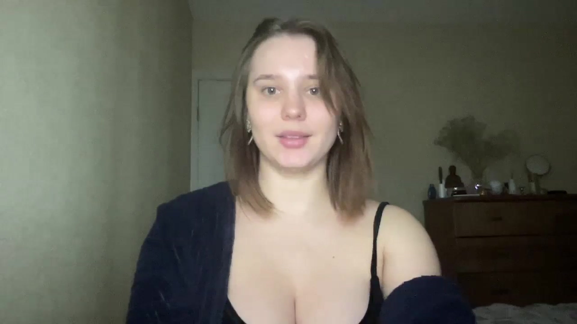Gallery image thumbnail from TifanyTatum's myfreecams stream on, 10/16/2023, 14:02 image 8 of 20