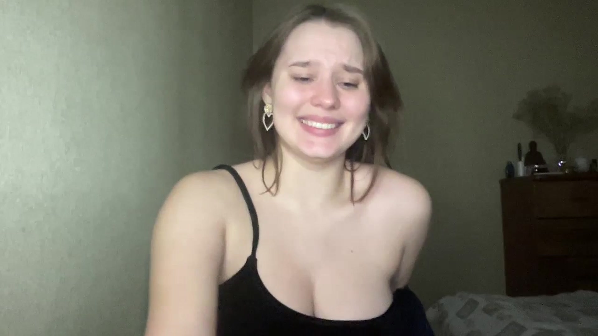 Gallery image thumbnail from TifanyTatum's myfreecams stream on, 10/16/2023, 15:02 image 14 of 20