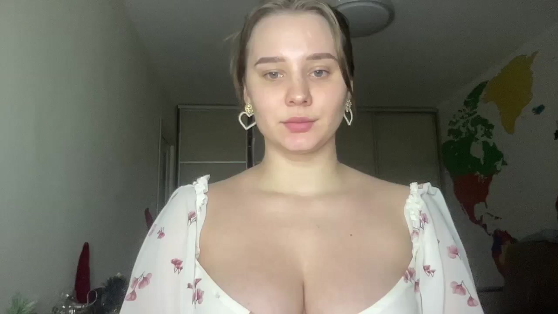 Gallery image thumbnail from TifanyTatum's myfreecams stream on, 10/24/2023, 14:46 image 8 of 20