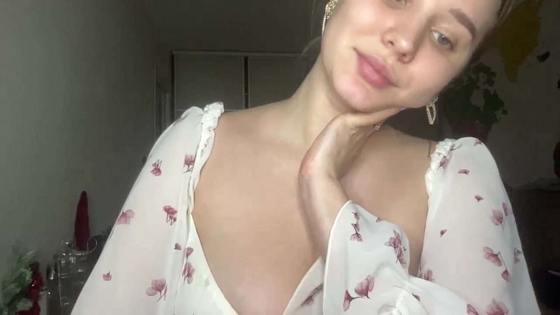 Gallery image thumbnail from TifanyTatum's myfreecams stream on, 10/24/2023, 15:38 image 7 of 20
