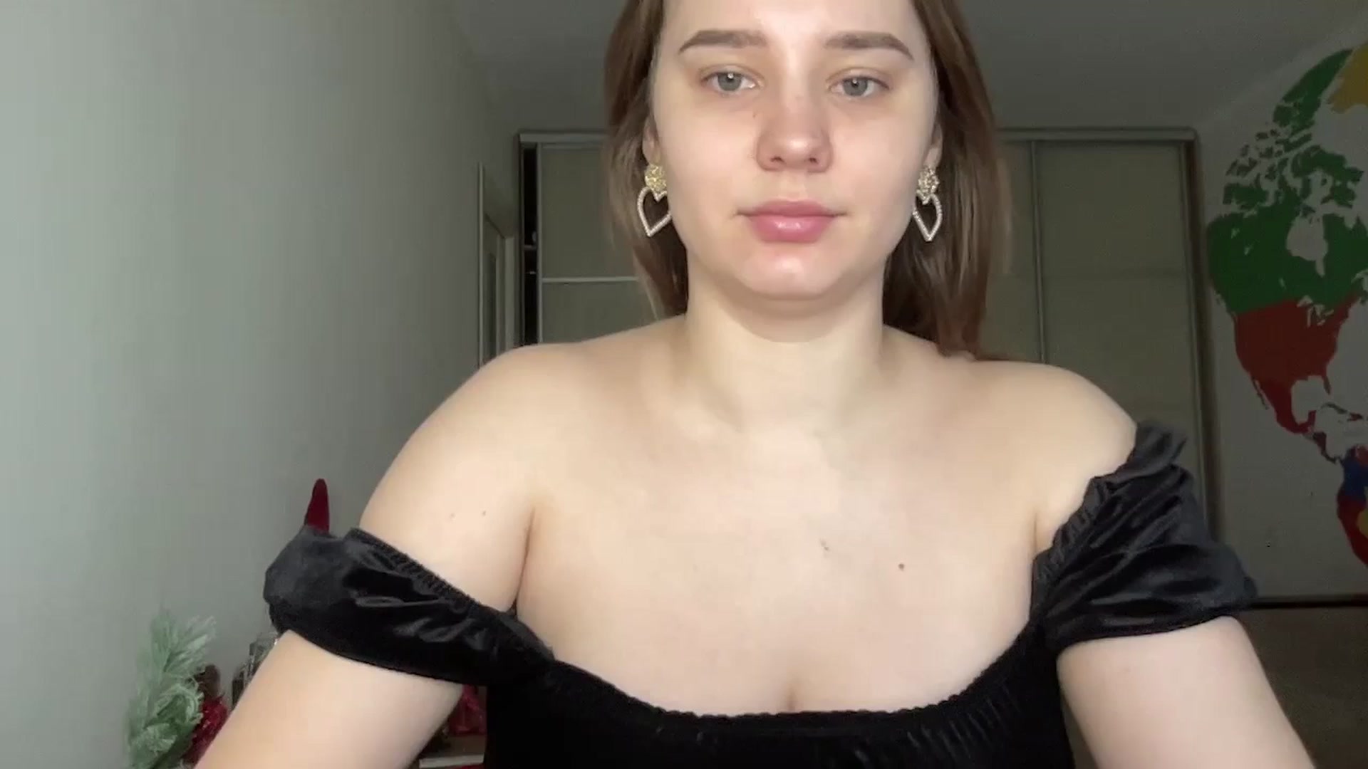 Gallery image thumbnail from TifanyTatum's myfreecams stream on, 10/28/2023, 11:24 image 7 of 20