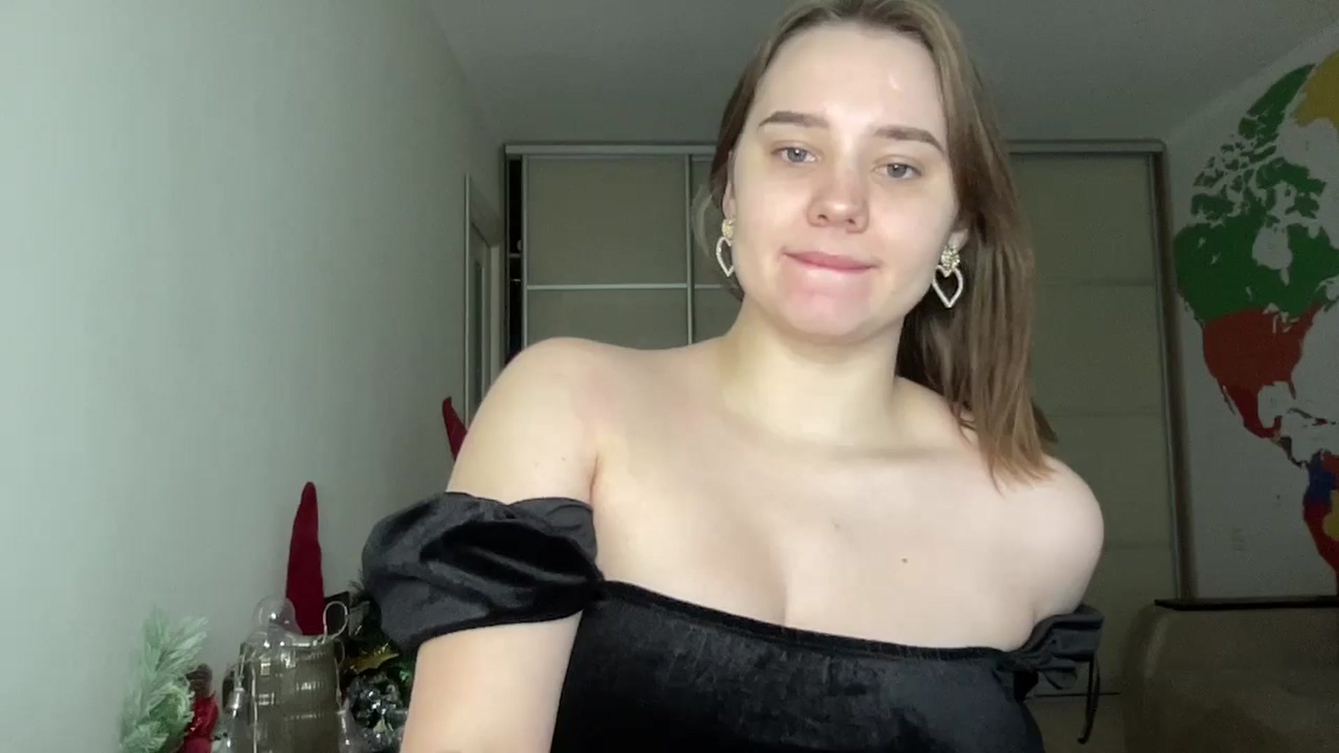 Gallery image thumbnail from TifanyTatum's myfreecams stream on, 10/28/2023, 11:57 image 9 of 20