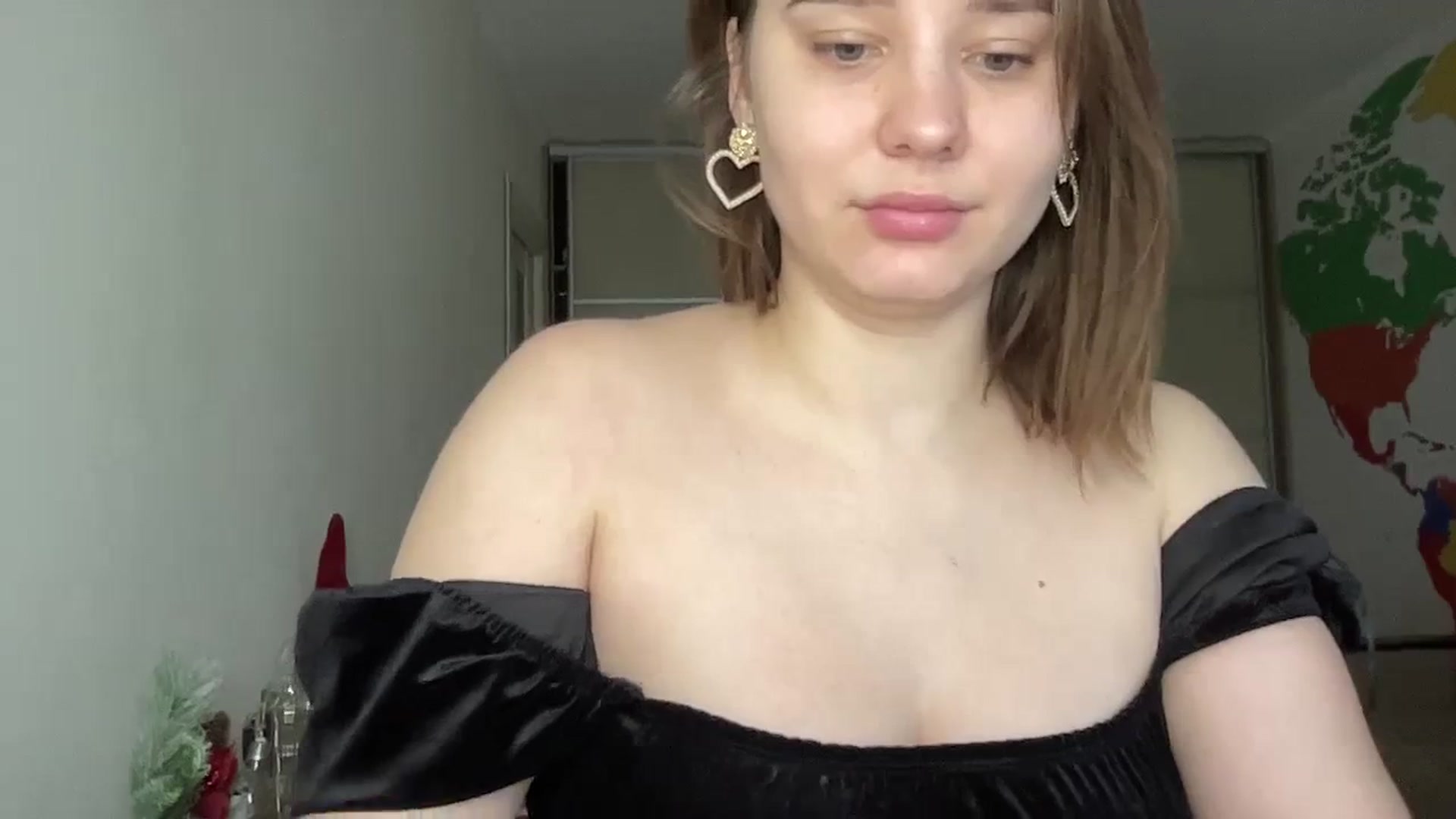 Gallery image thumbnail from TifanyTatum's myfreecams stream on, 10/28/2023, 11:57 image 12 of 20