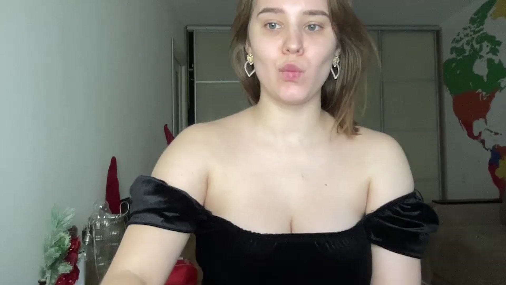Gallery image thumbnail from TifanyTatum's myfreecams stream on, 10/28/2023, 12:50 image 16 of 20