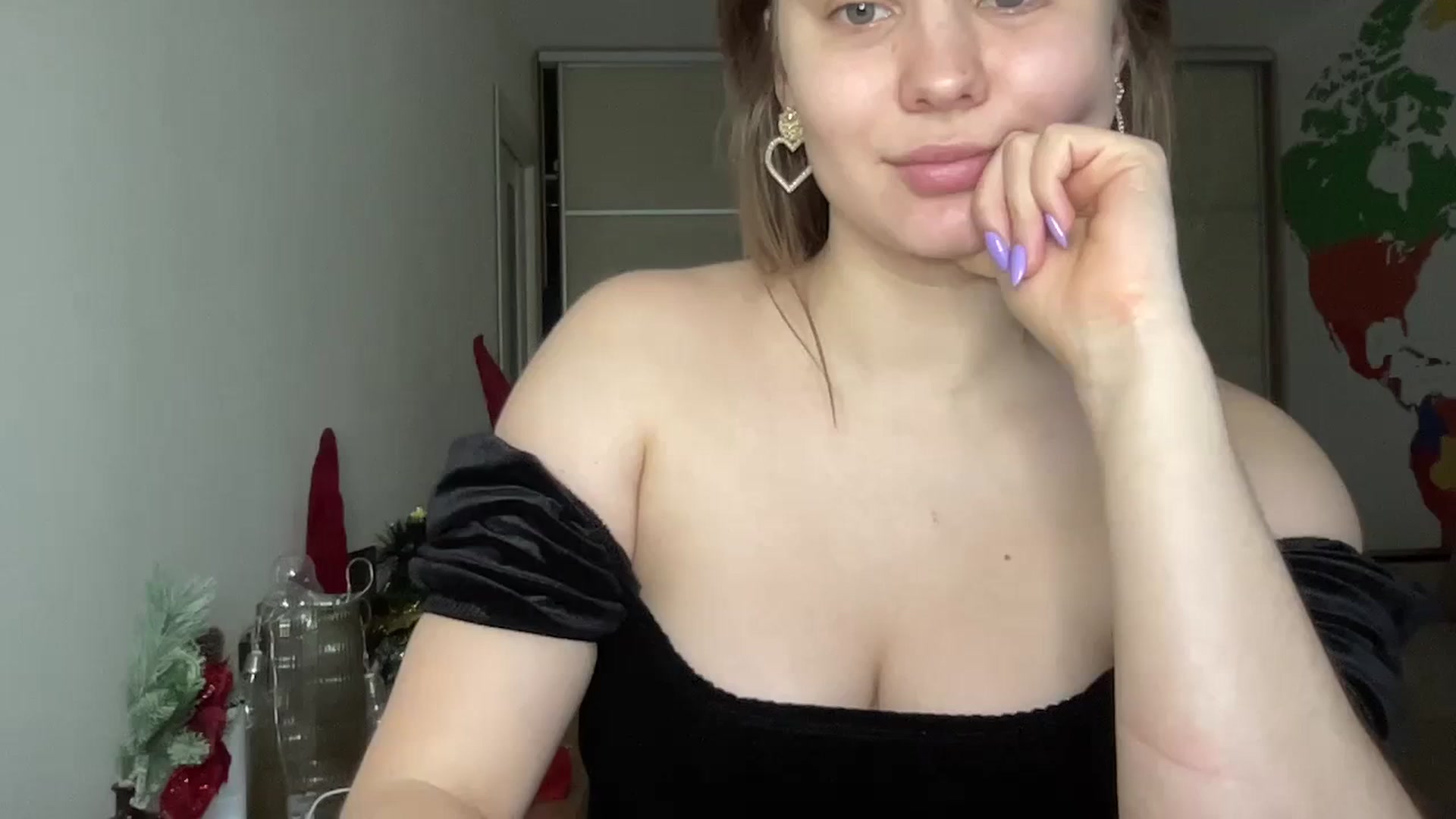Gallery image thumbnail from TifanyTatum's myfreecams stream on, 10/28/2023, 12:50 image 4 of 20