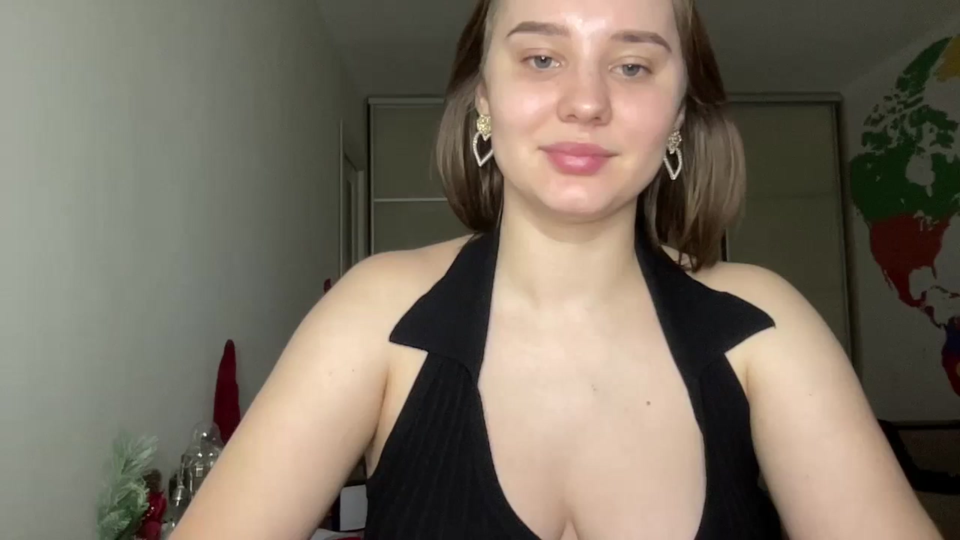 Gallery image thumbnail from TifanyTatum's myfreecams stream on, 10/29/2023, 11:33 image 10 of 20