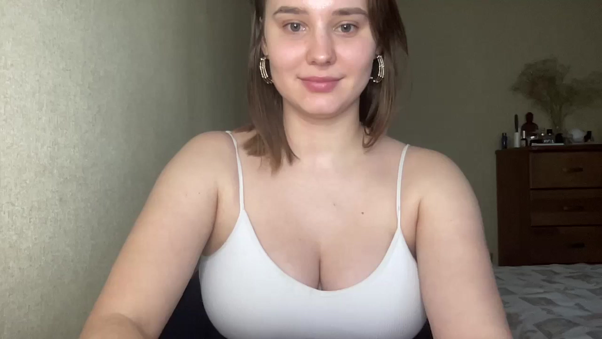 Gallery image thumbnail from TifanyTatum's myfreecams stream on, 11/03/2023, 14:24 image 13 of 20