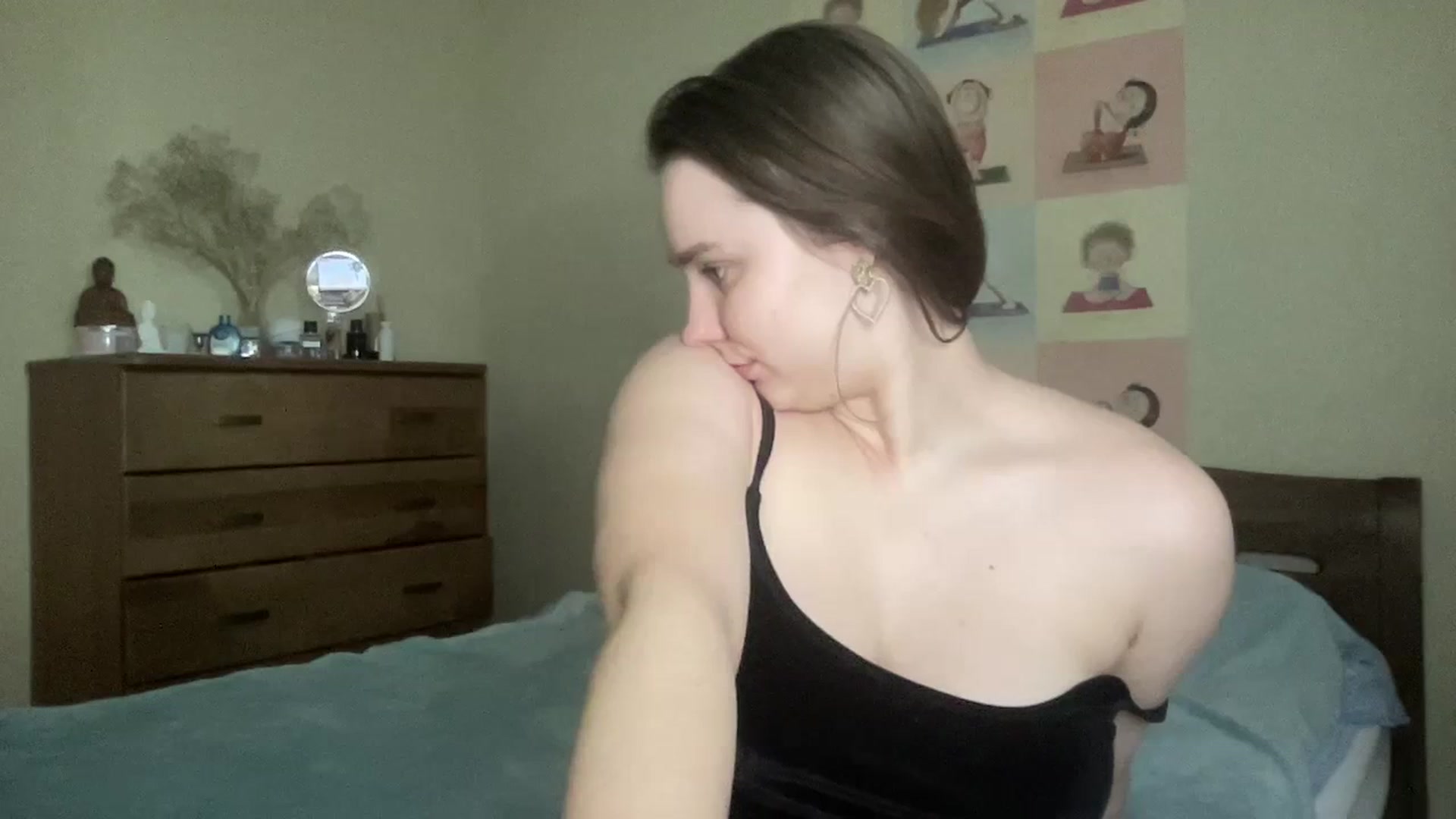 Gallery image thumbnail from TifanyTatum's myfreecams stream on, 11/07/2023, 13:13 image 18 of 20