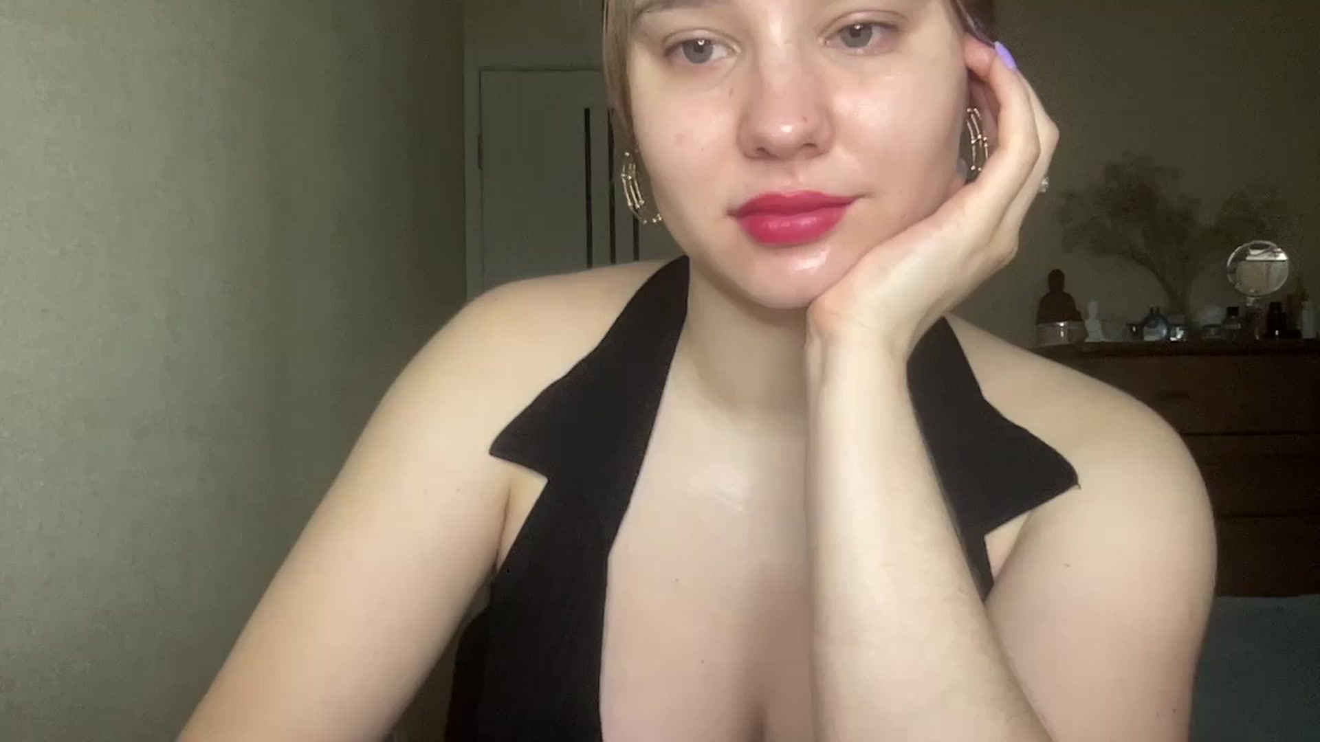 Gallery image thumbnail from TifanyTatum's myfreecams stream on, 11/08/2023, 11:59 image 6 of 20