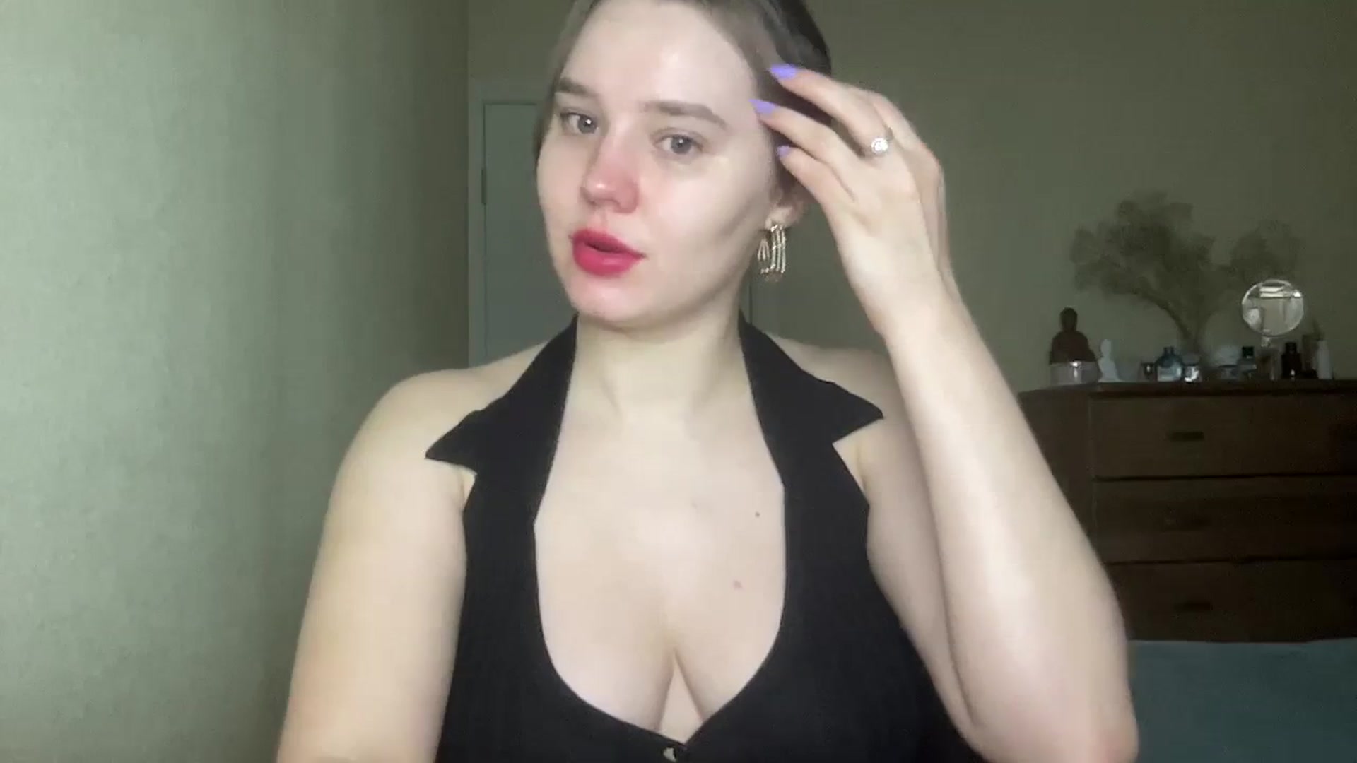 Gallery image thumbnail from TifanyTatum's myfreecams stream on, 11/08/2023, 11:59 image 17 of 20