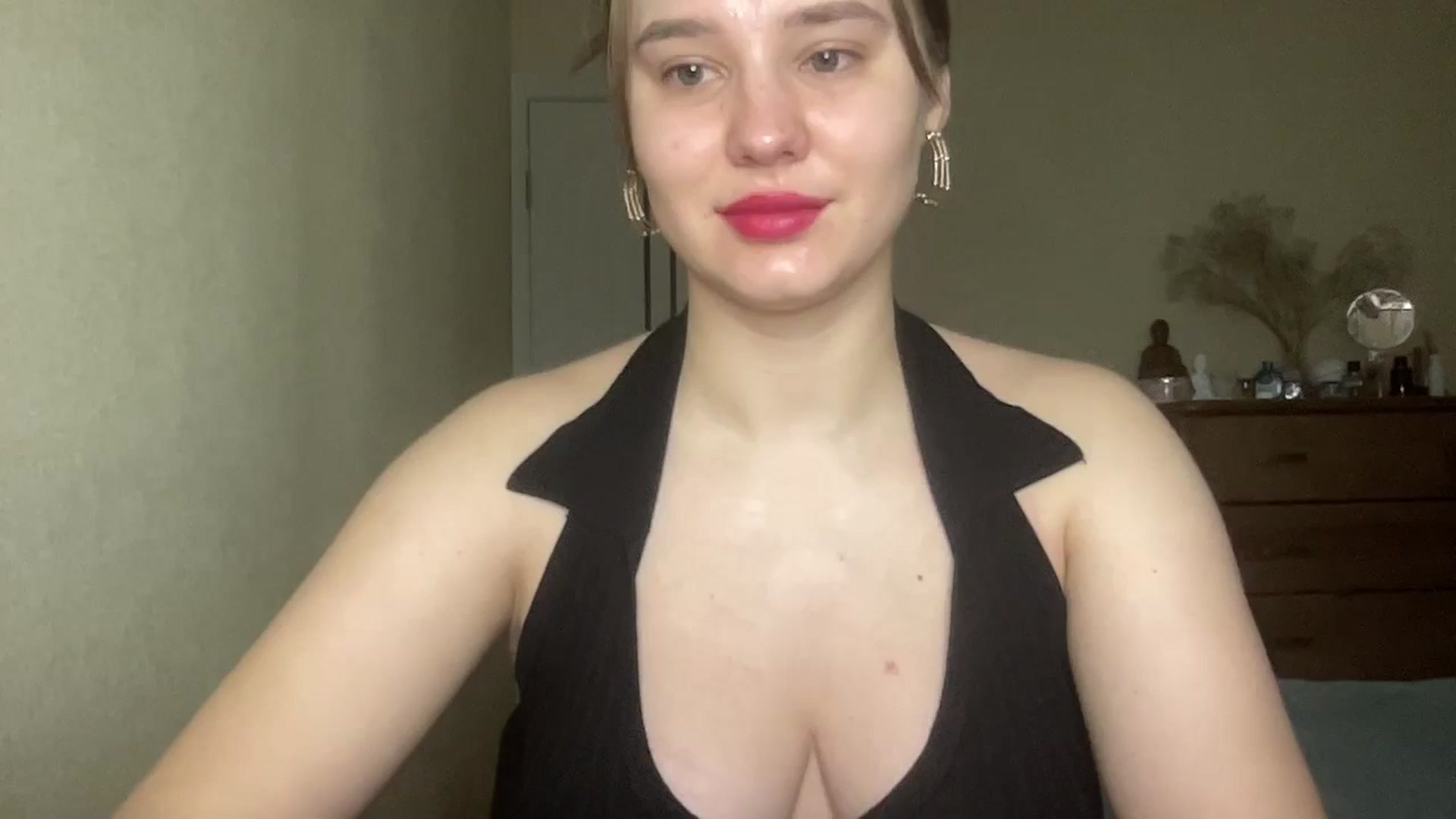 Gallery image thumbnail from TifanyTatum's myfreecams stream on, 11/08/2023, 11:59 image 4 of 20