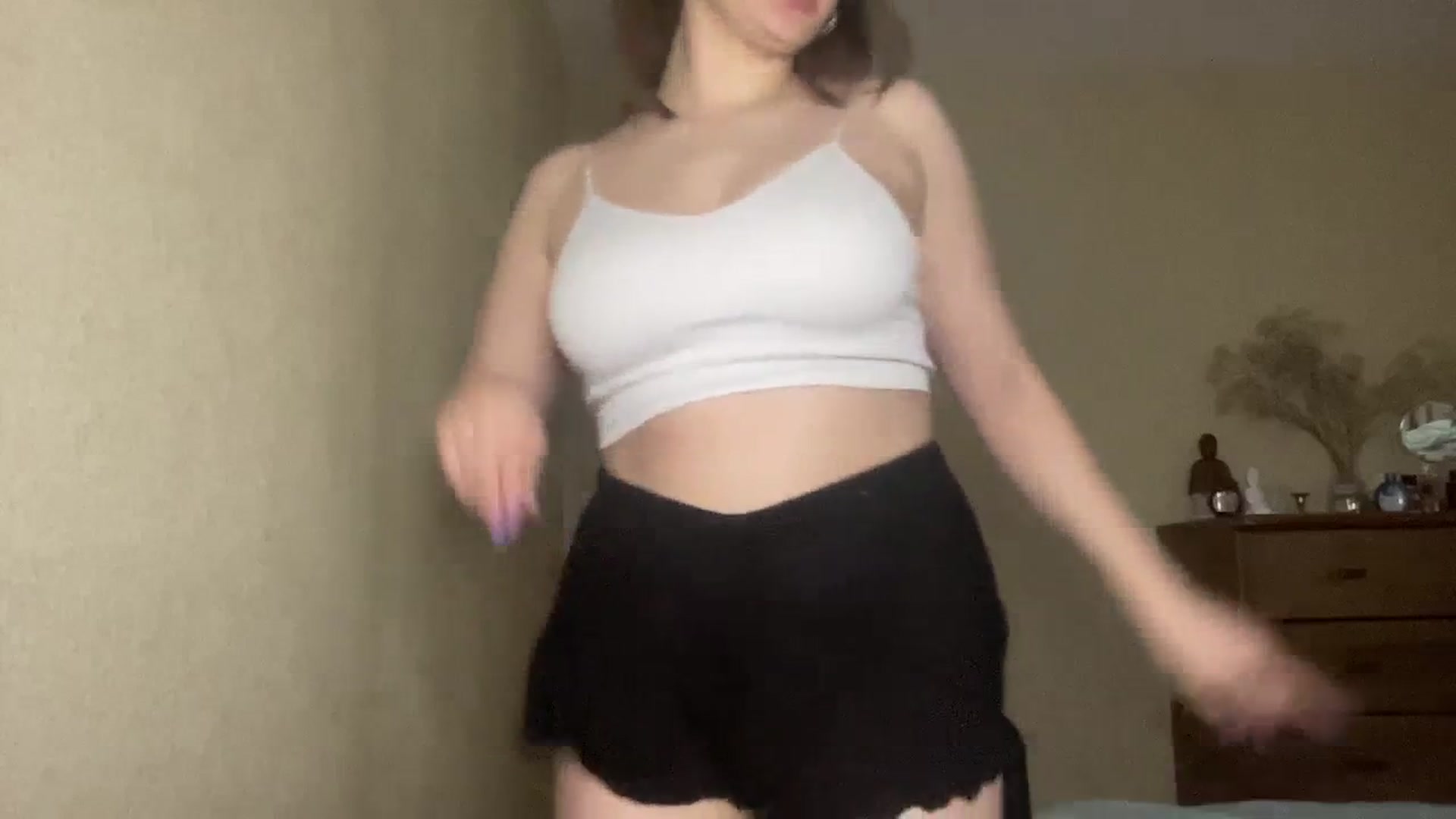 Gallery image thumbnail from TifanyTatum's myfreecams stream on, 11/11/2023, 11:05 image 12 of 20
