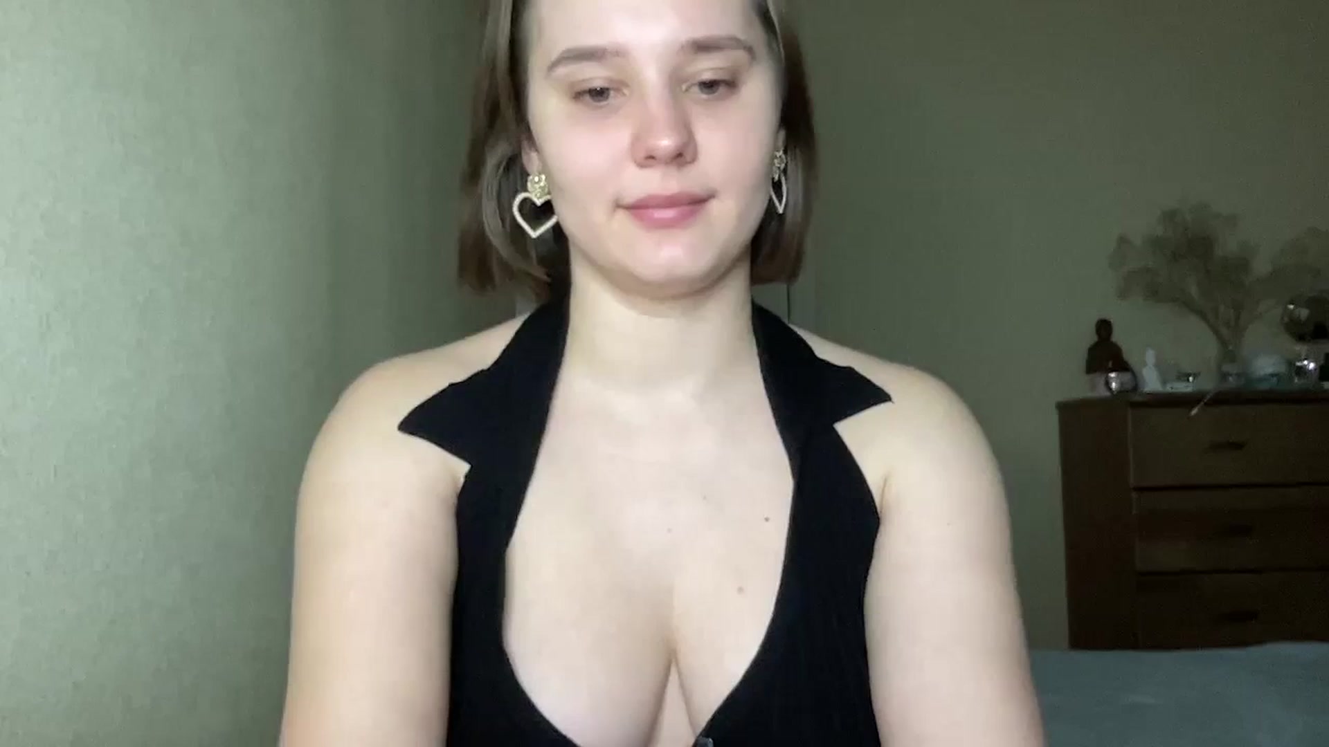 Gallery image thumbnail from TifanyTatum's myfreecams stream on, 11/20/2023, 14:03 image 17 of 20