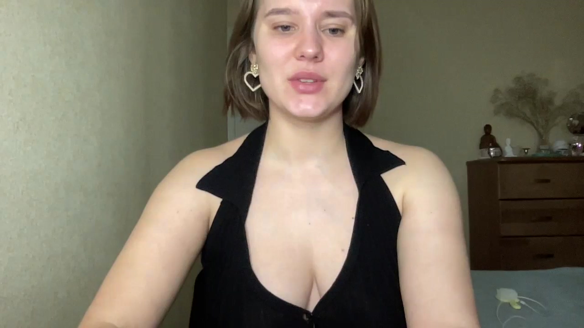 Gallery image thumbnail from TifanyTatum's myfreecams stream on, 11/20/2023, 14:03 image 7 of 20