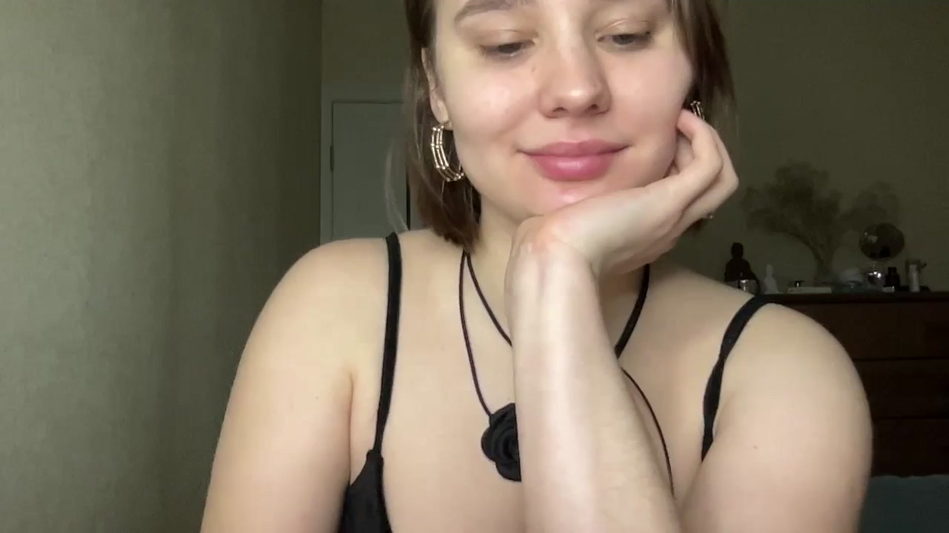 Gallery image thumbnail from TifanyTatum's myfreecams stream on, 11/21/2023, 13:11 image 5 of 20