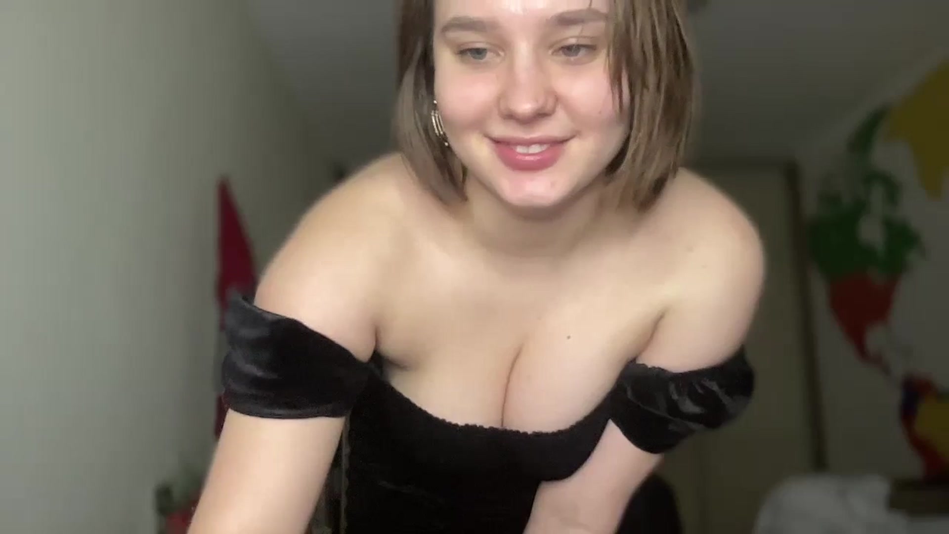 Gallery image thumbnail from TifanyTatum's myfreecams stream on, 11/29/2023, 13:28 image 7 of 20