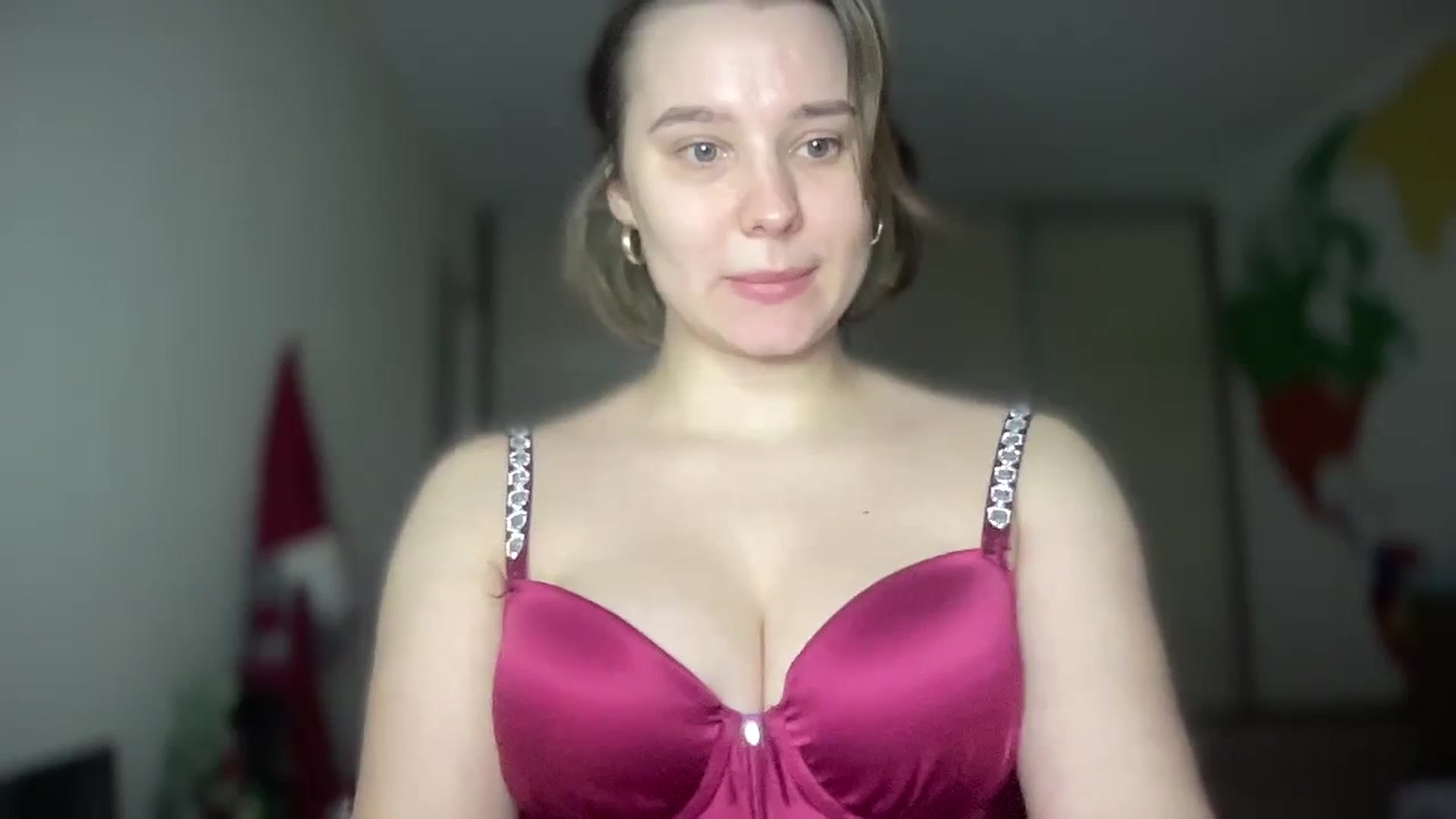 Gallery image thumbnail from TifanyTatum's myfreecams stream on, 12/04/2023, 13:16 image 18 of 20