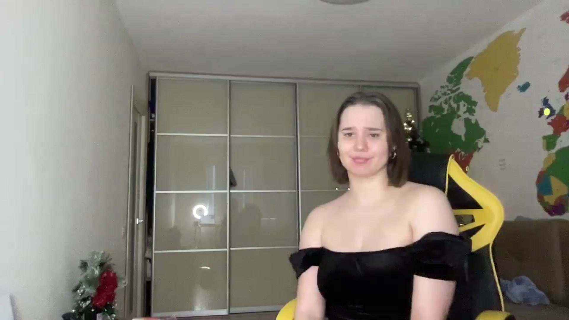 Gallery image thumbnail from TifanyTatum's myfreecams stream on, 12/25/2023, 12:55 image 8 of 20