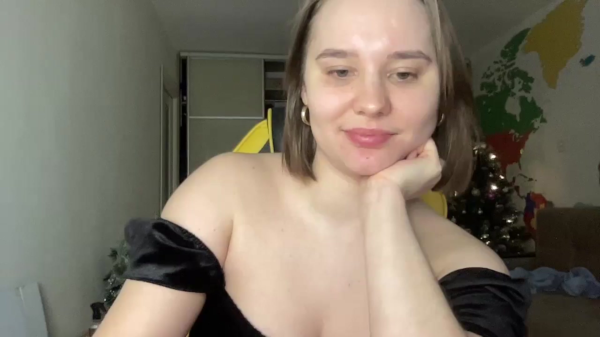 Gallery image thumbnail from TifanyTatum's myfreecams stream on, 12/25/2023, 12:55 image 5 of 20