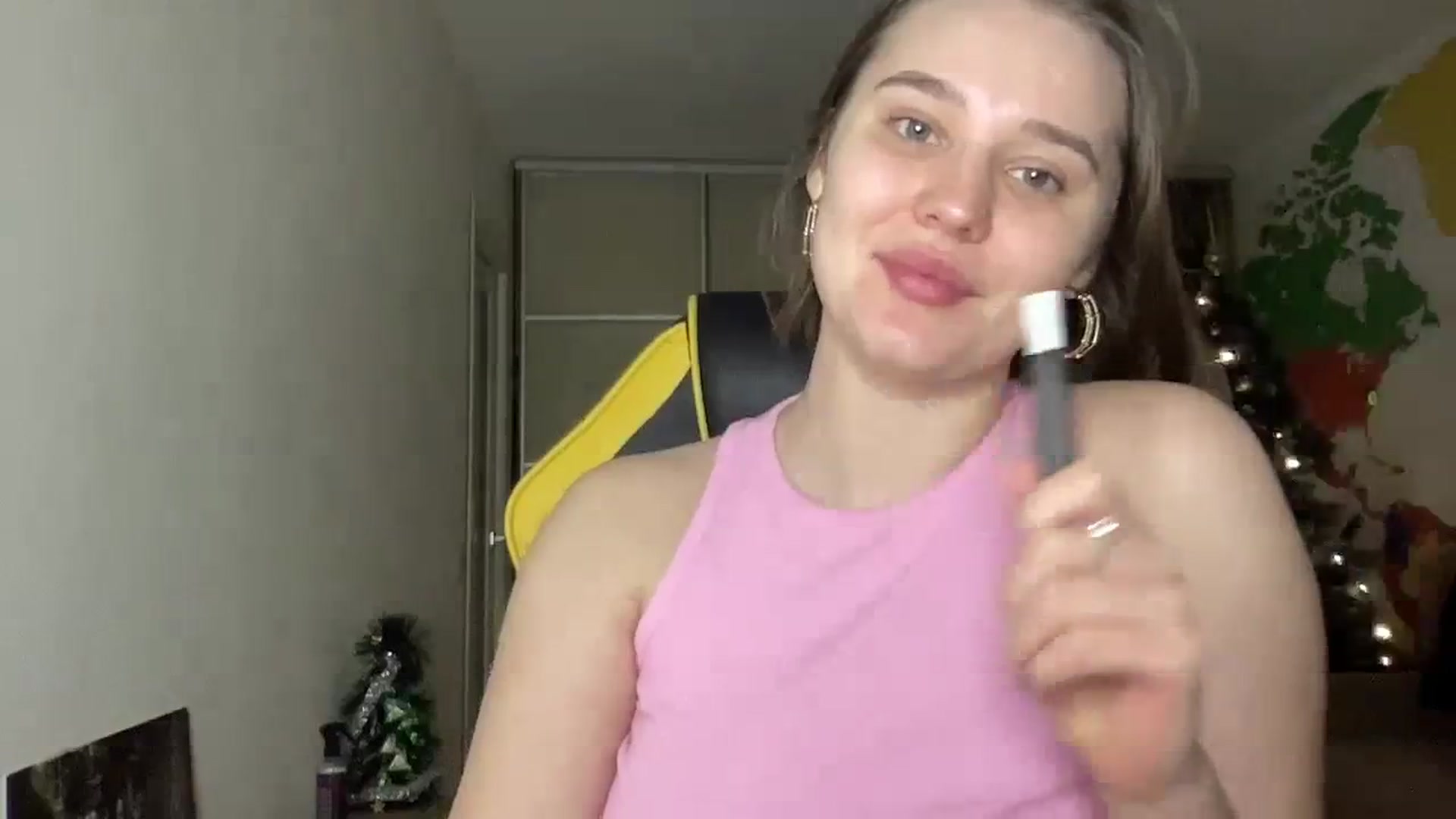 Gallery image thumbnail from TifanyTatum's myfreecams stream on, 01/02/2024, 14:56 image 14 of 20