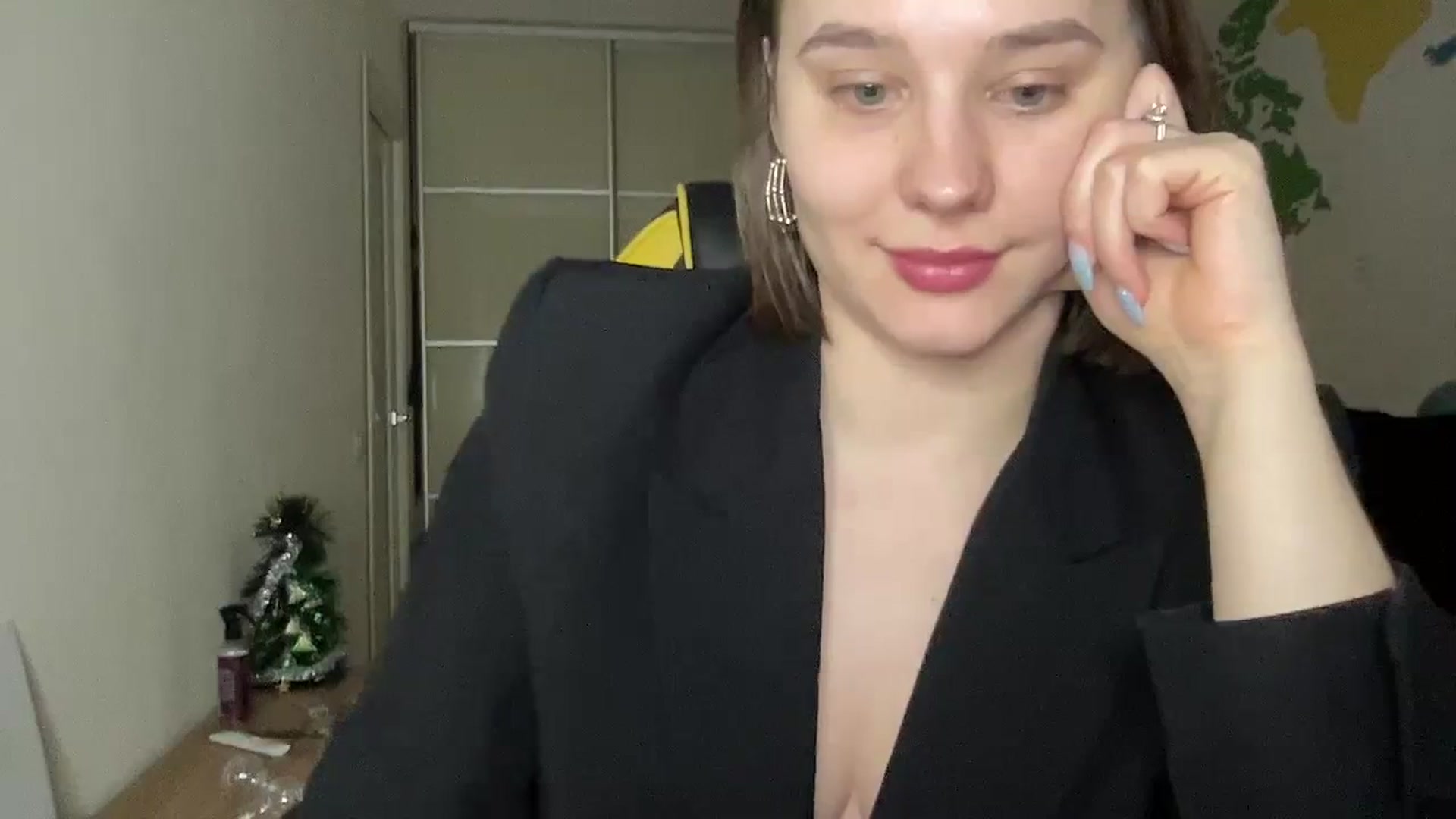 Gallery image thumbnail from TifanyTatum's myfreecams stream on, 01/02/2024, 17:20 image 16 of 20