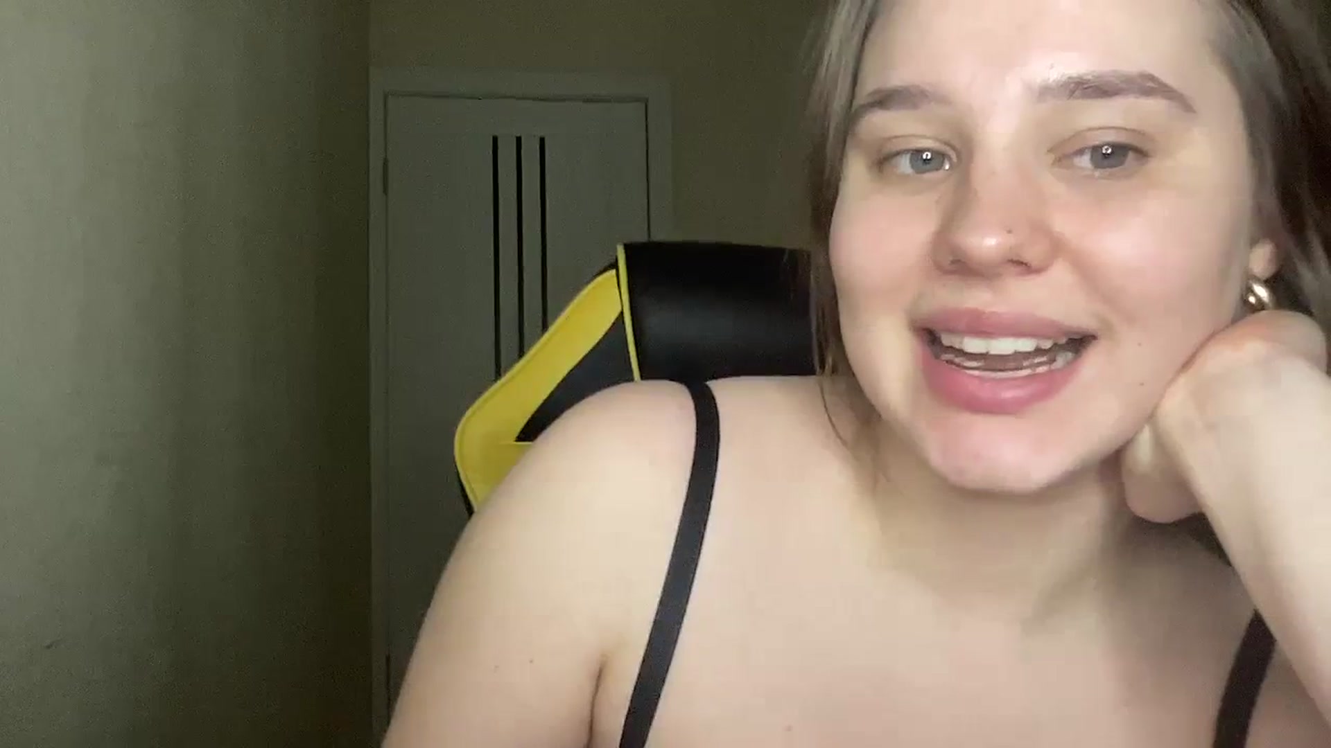 Gallery image thumbnail from TifanyTatum's myfreecams stream on, 01/18/2024, 15:45 image 15 of 20
