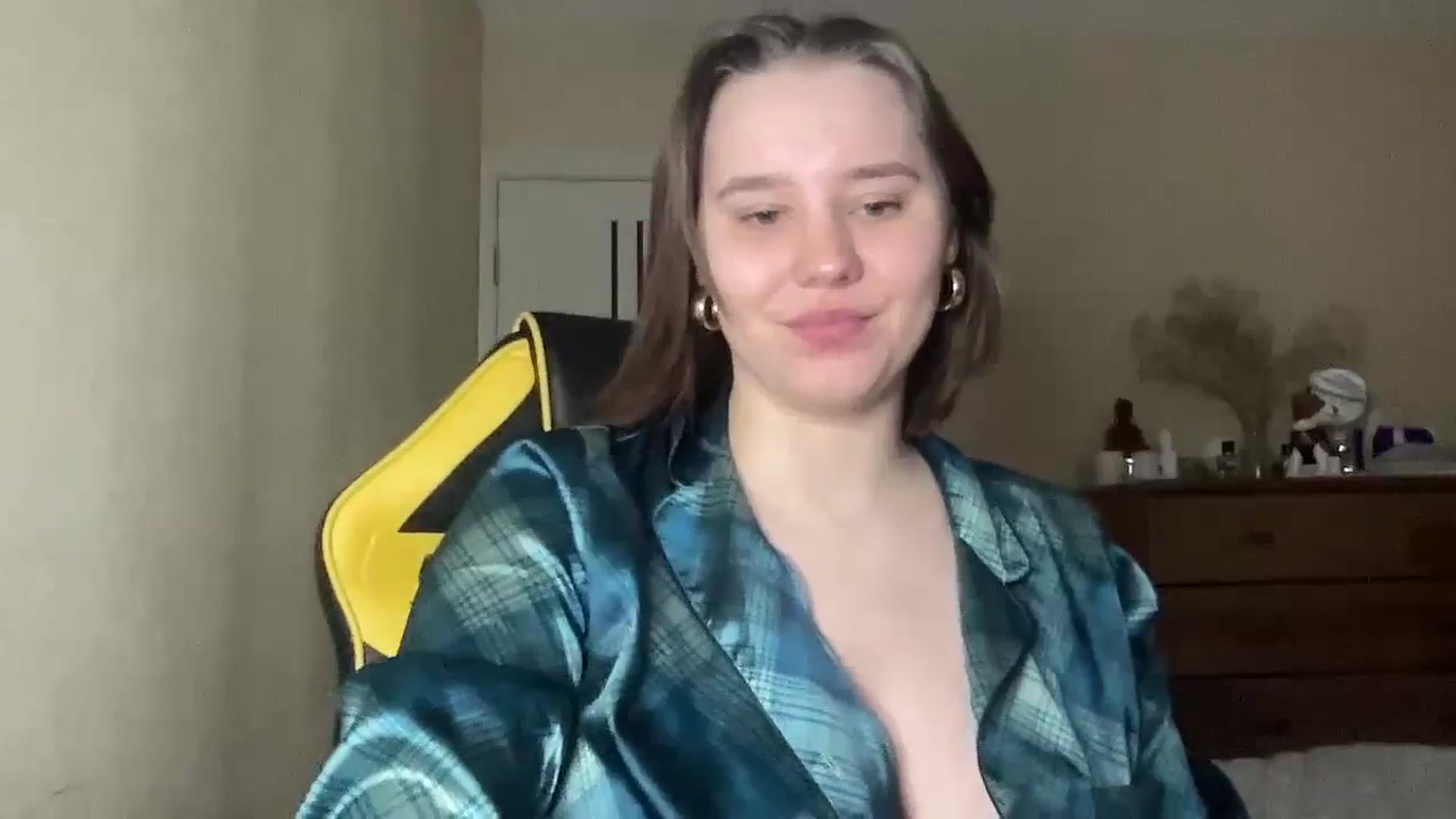 Gallery image thumbnail from TifanyTatum's myfreecams stream on, 01/22/2024, 12:37 image 14 of 20