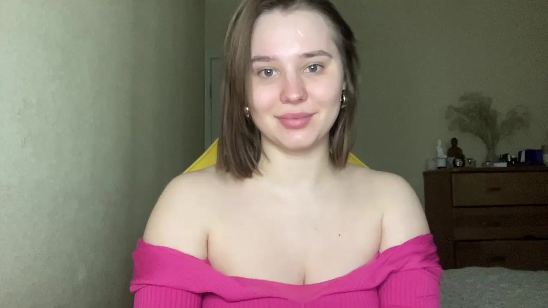 Gallery image thumbnail from TifanyTatum's myfreecams stream on, 02/25/2024, 13:10 image 4 of 20
