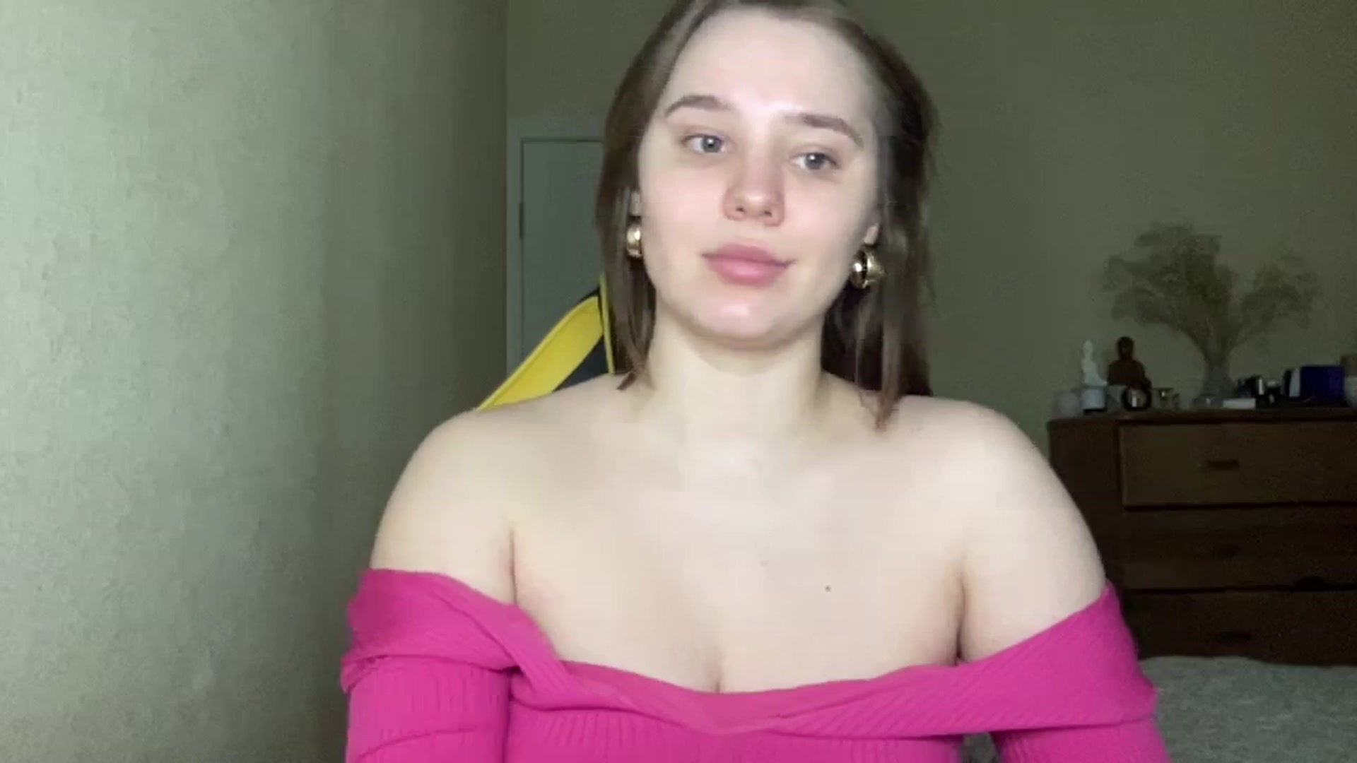 Gallery image thumbnail from TifanyTatum's myfreecams stream on, 02/25/2024, 13:10 image 8 of 20